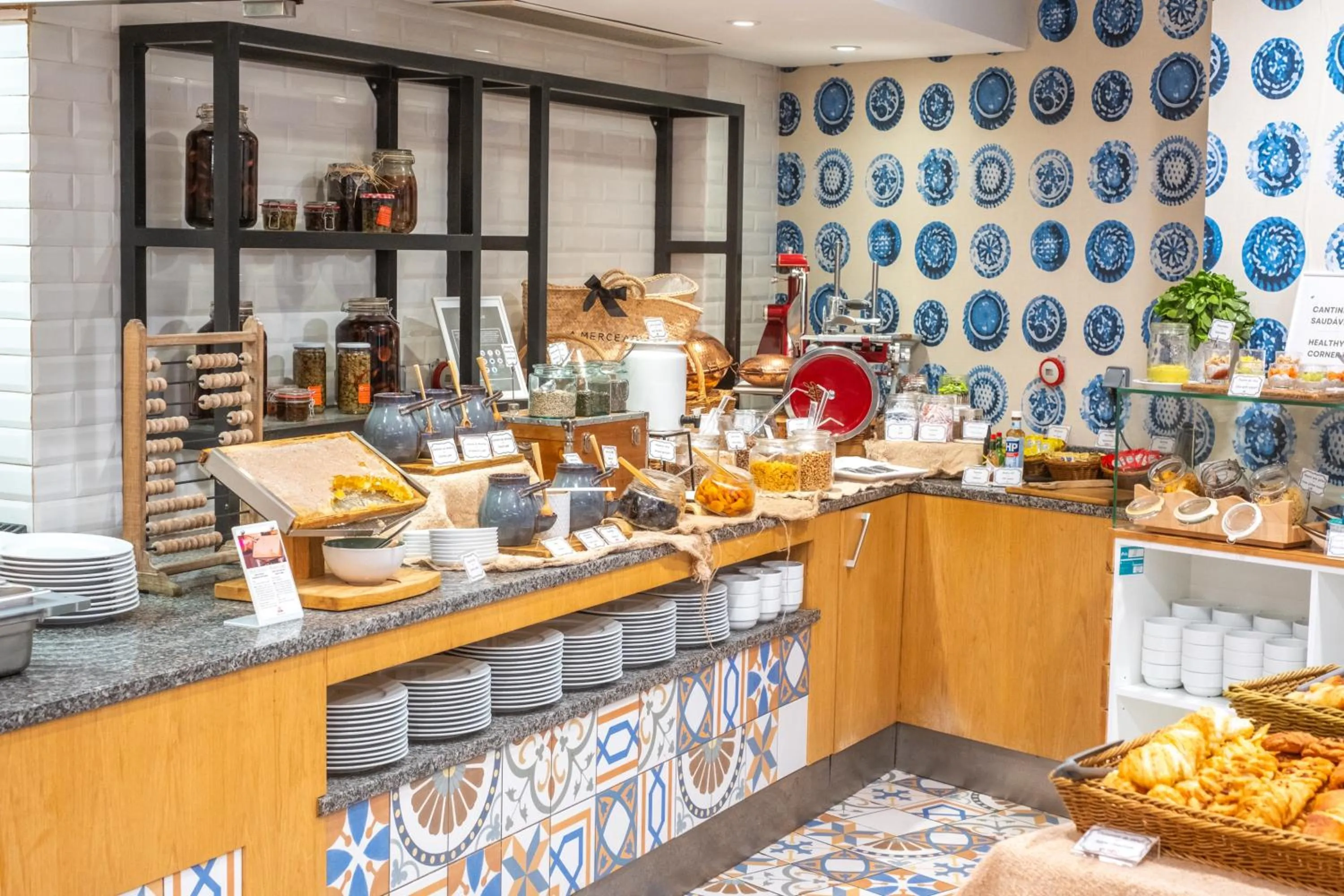 Restaurant/places to eat in Monchique Resort & Spa