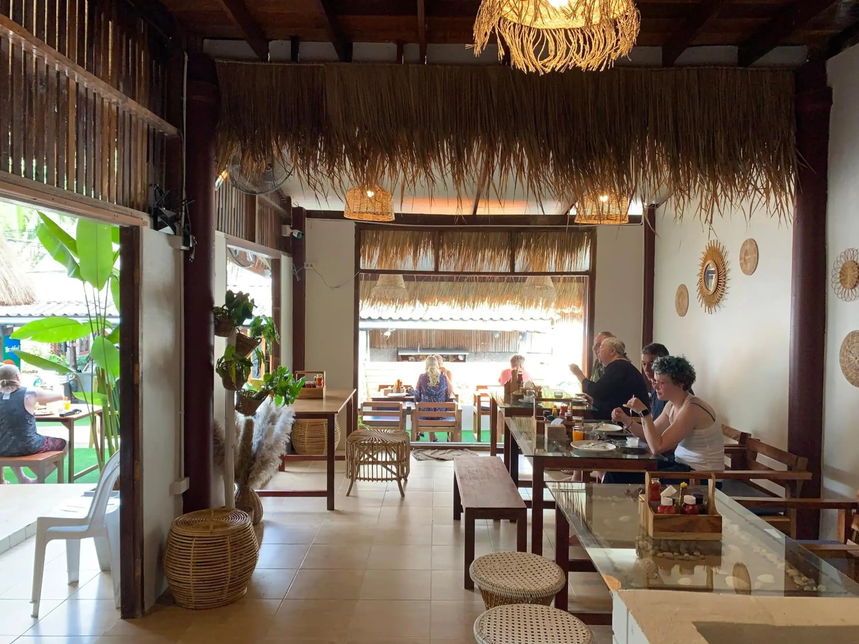 Restaurant/places to eat in Koh Tao Heritage Restaurant/places to eat in Koh Tao Heritage