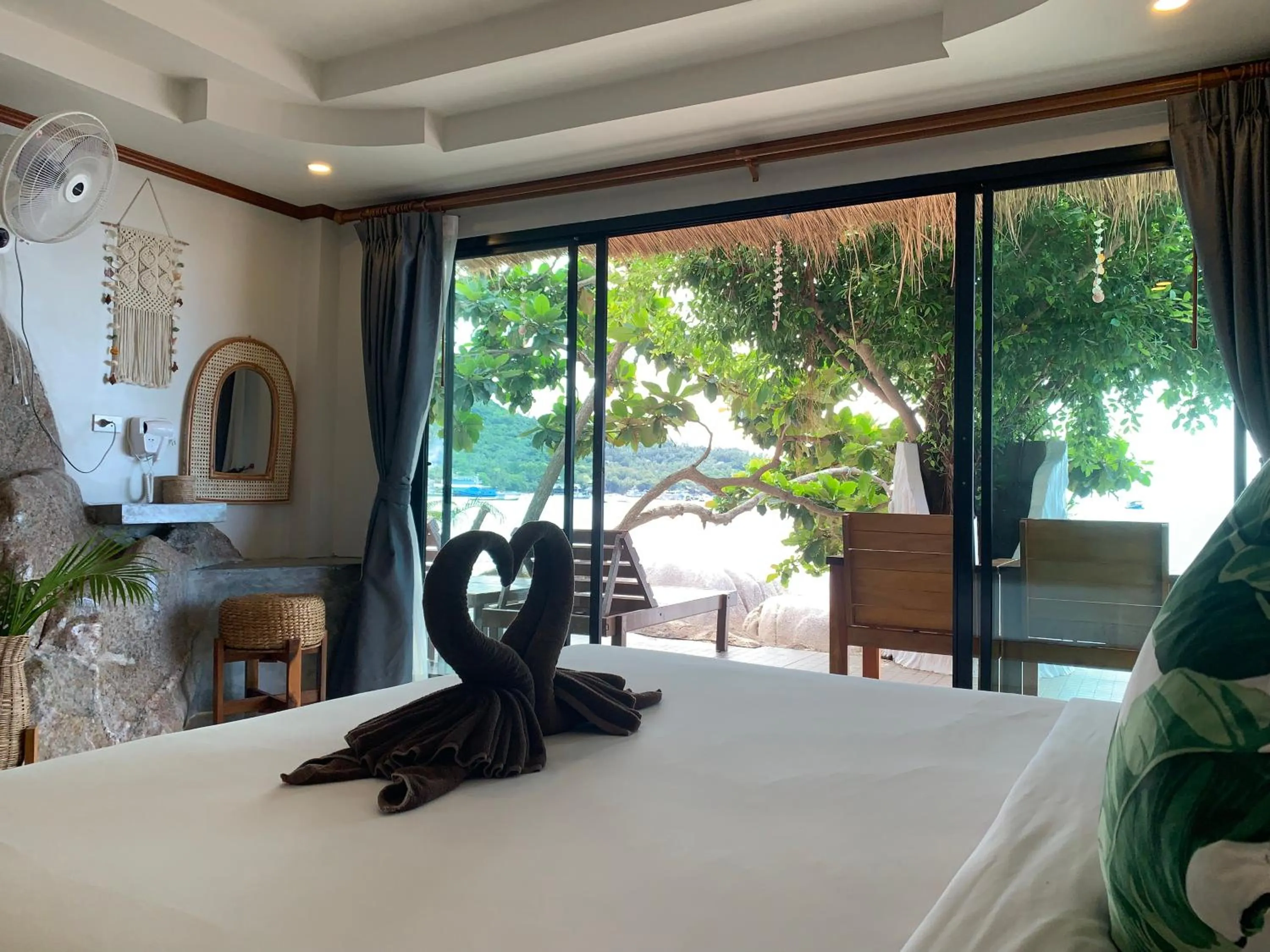 Bed in Koh Tao Heritage