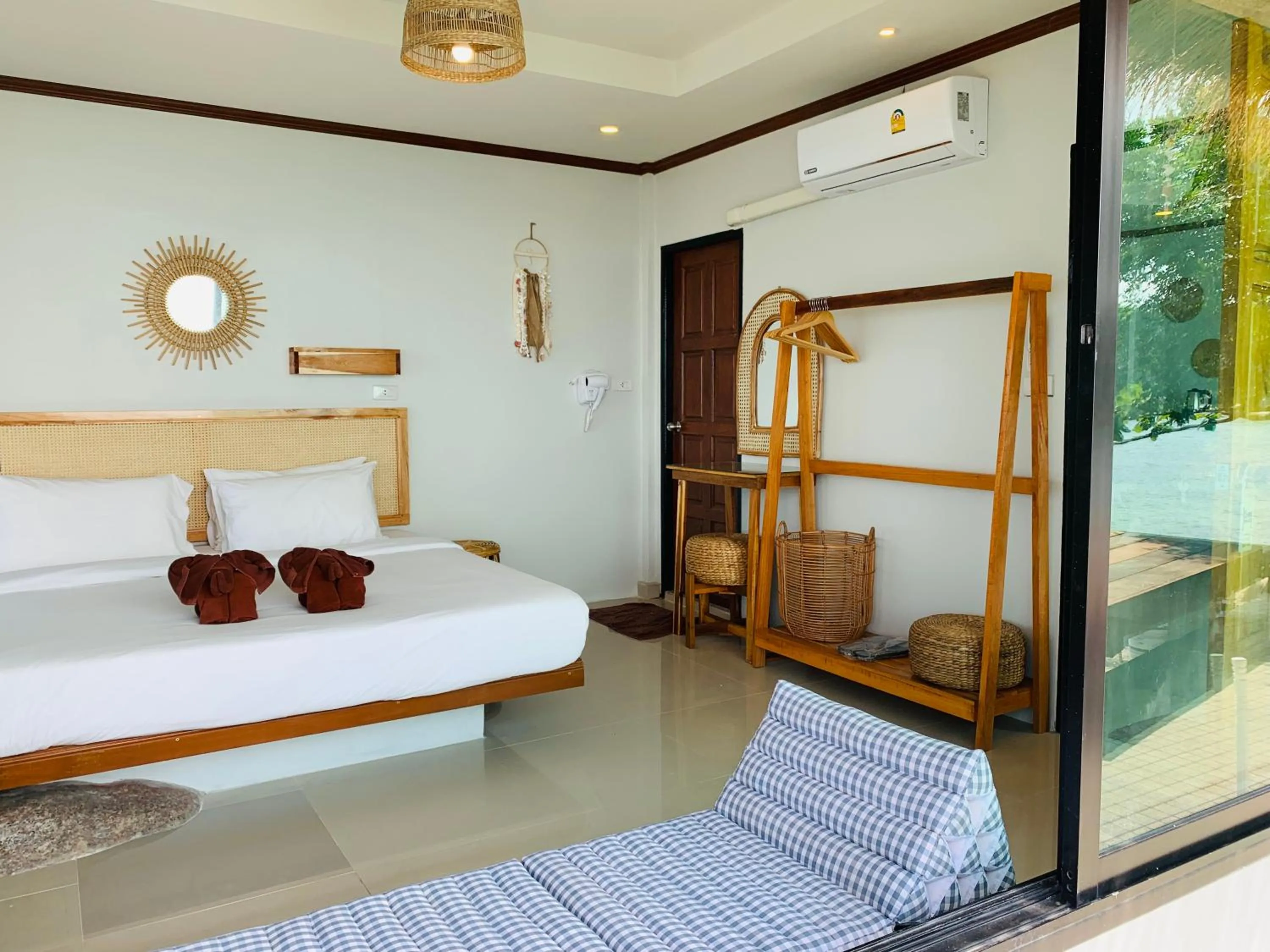 Bed in Koh Tao Heritage