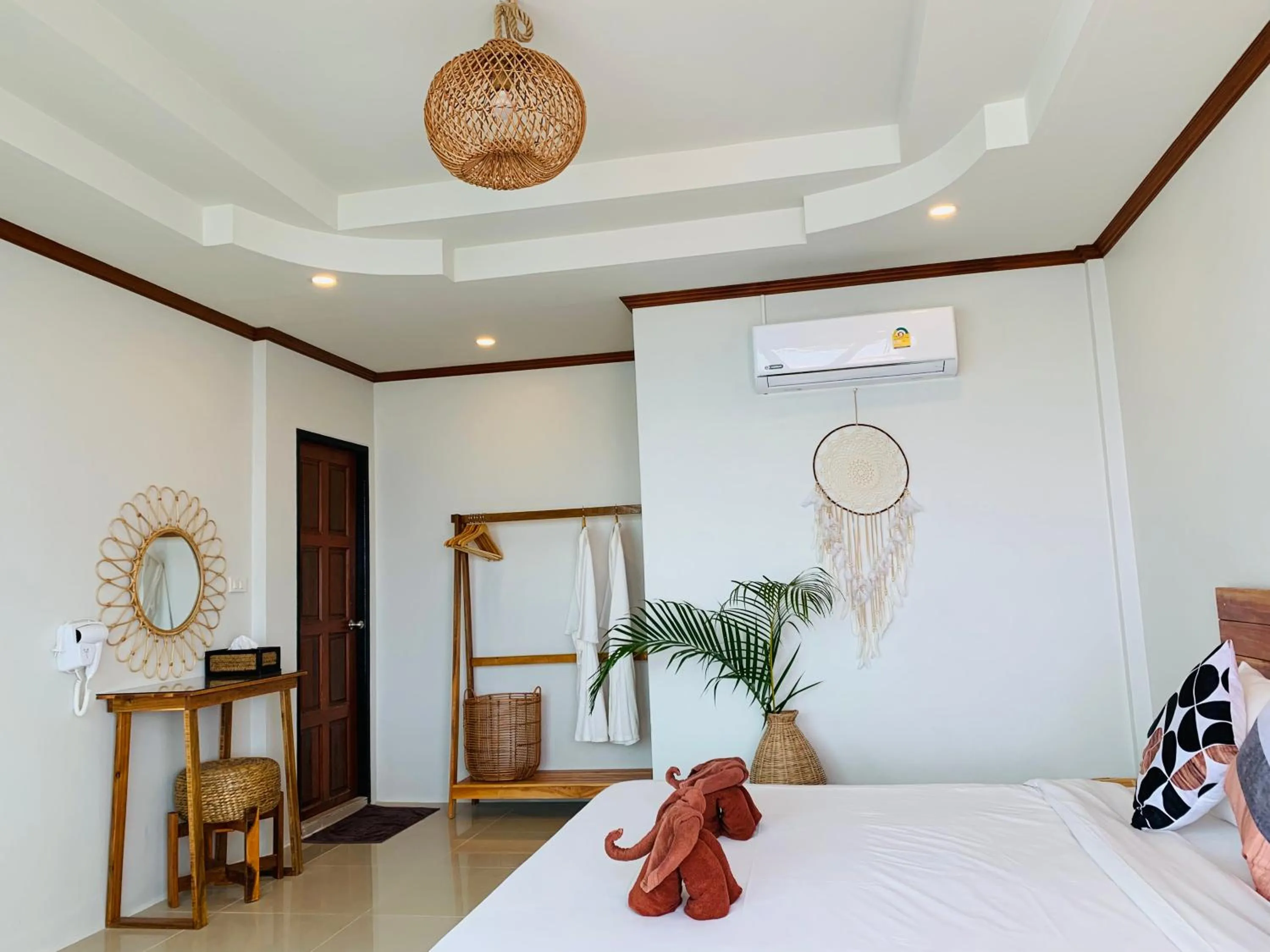 Bed in Koh Tao Heritage