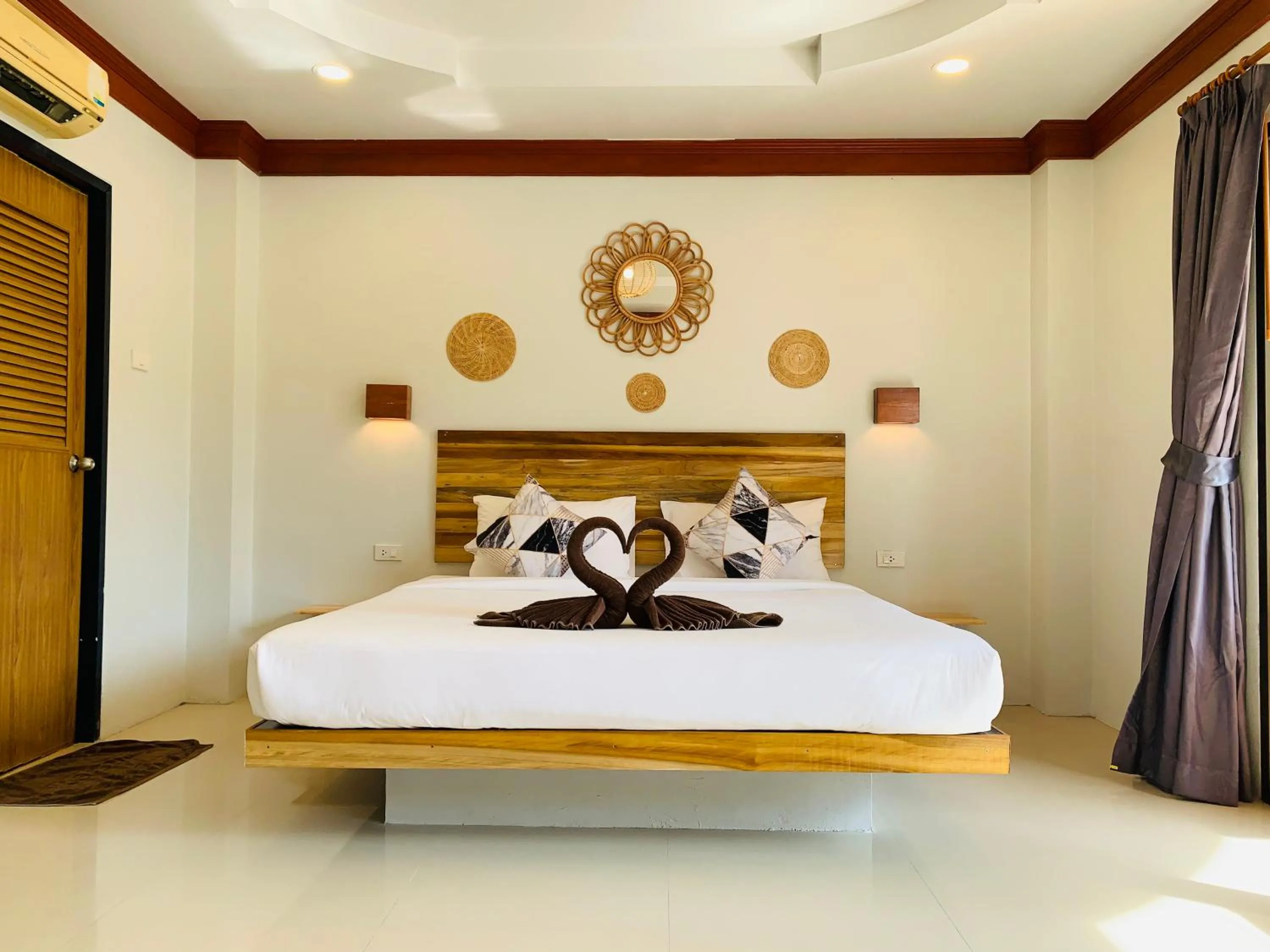Bed in Koh Tao Heritage