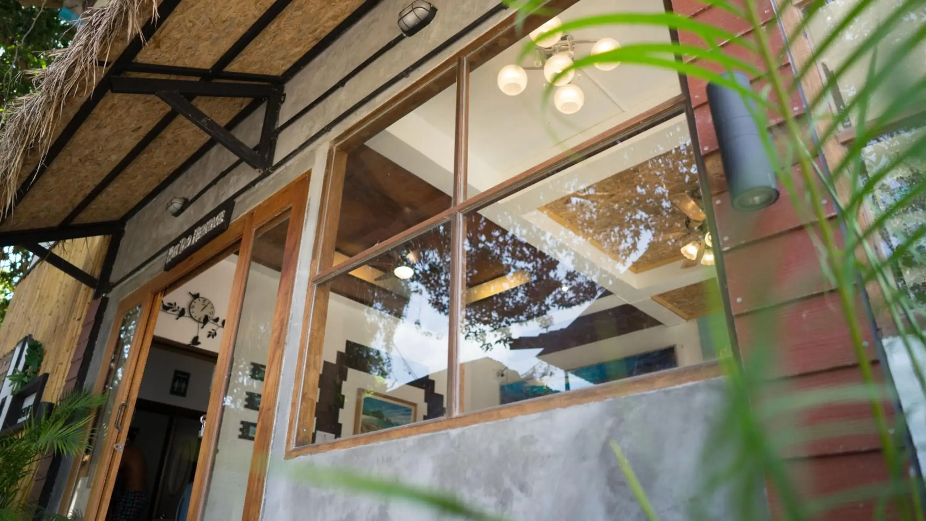 Facade/entrance in Koh Tao Heritage Facade/entrance in Koh Tao Heritage