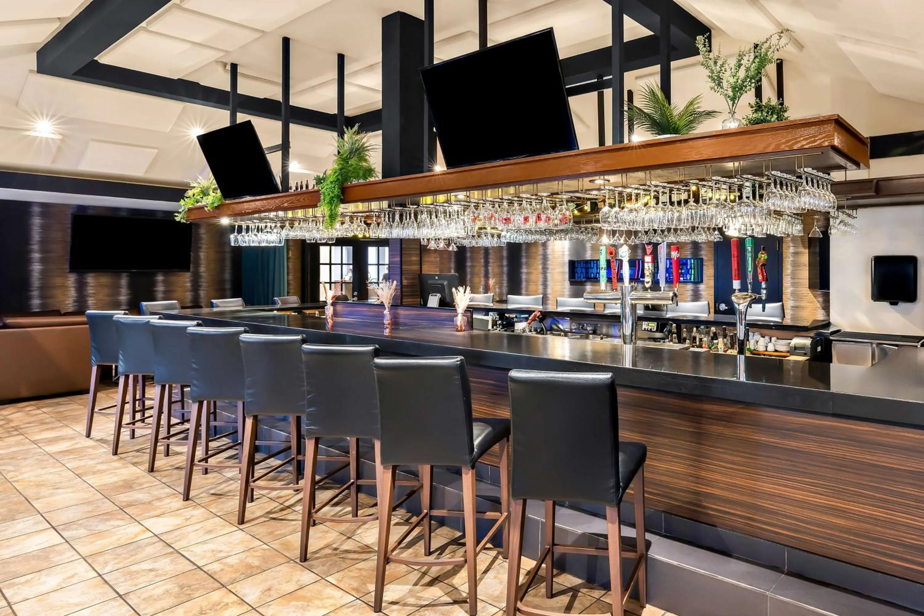 Lounge or bar in Best Western Hotel St. Jerome