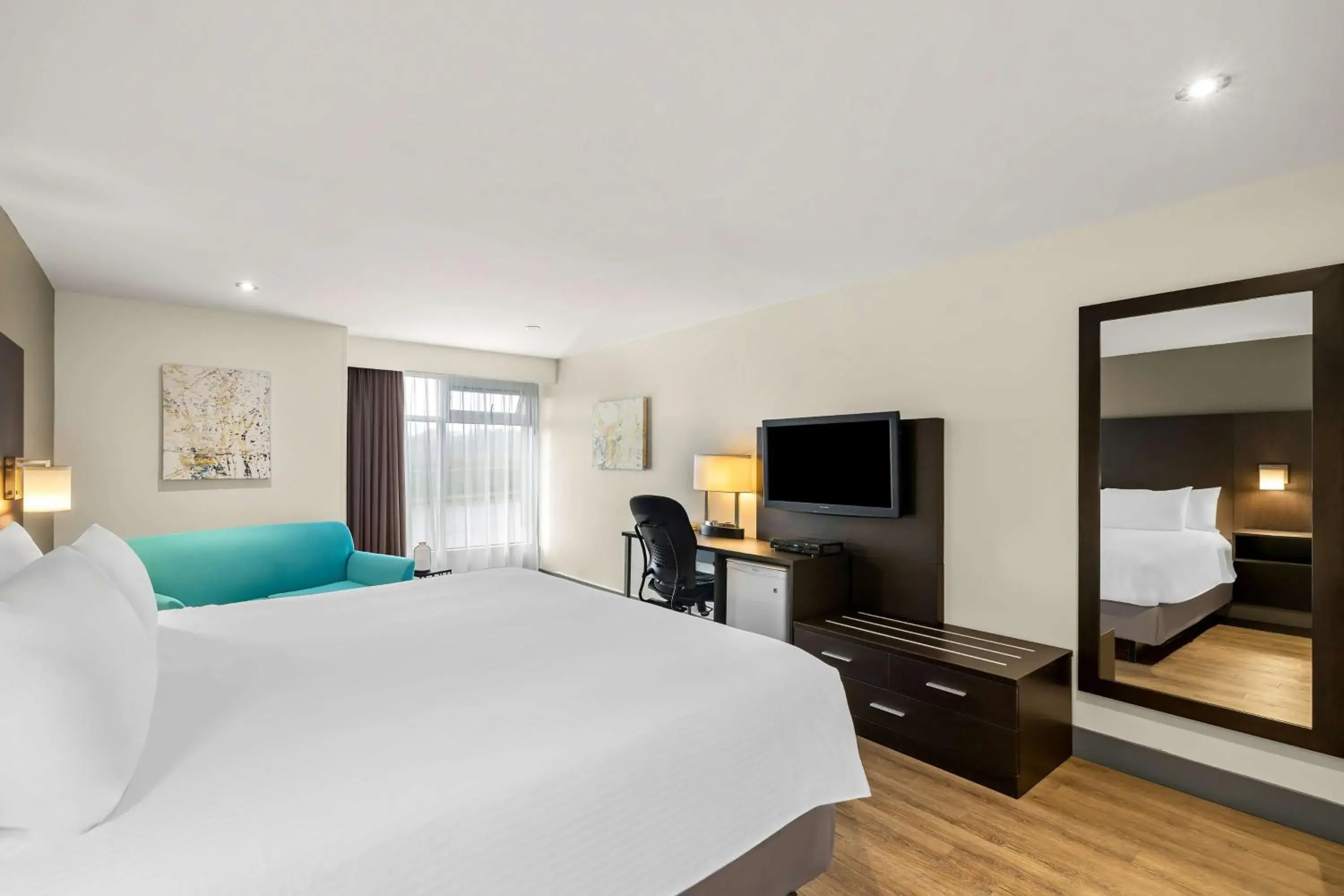 Bedroom, Bed in Best Western Hotel St. Jerome Bedroom, Bed in Best Western Hotel St. Jerome