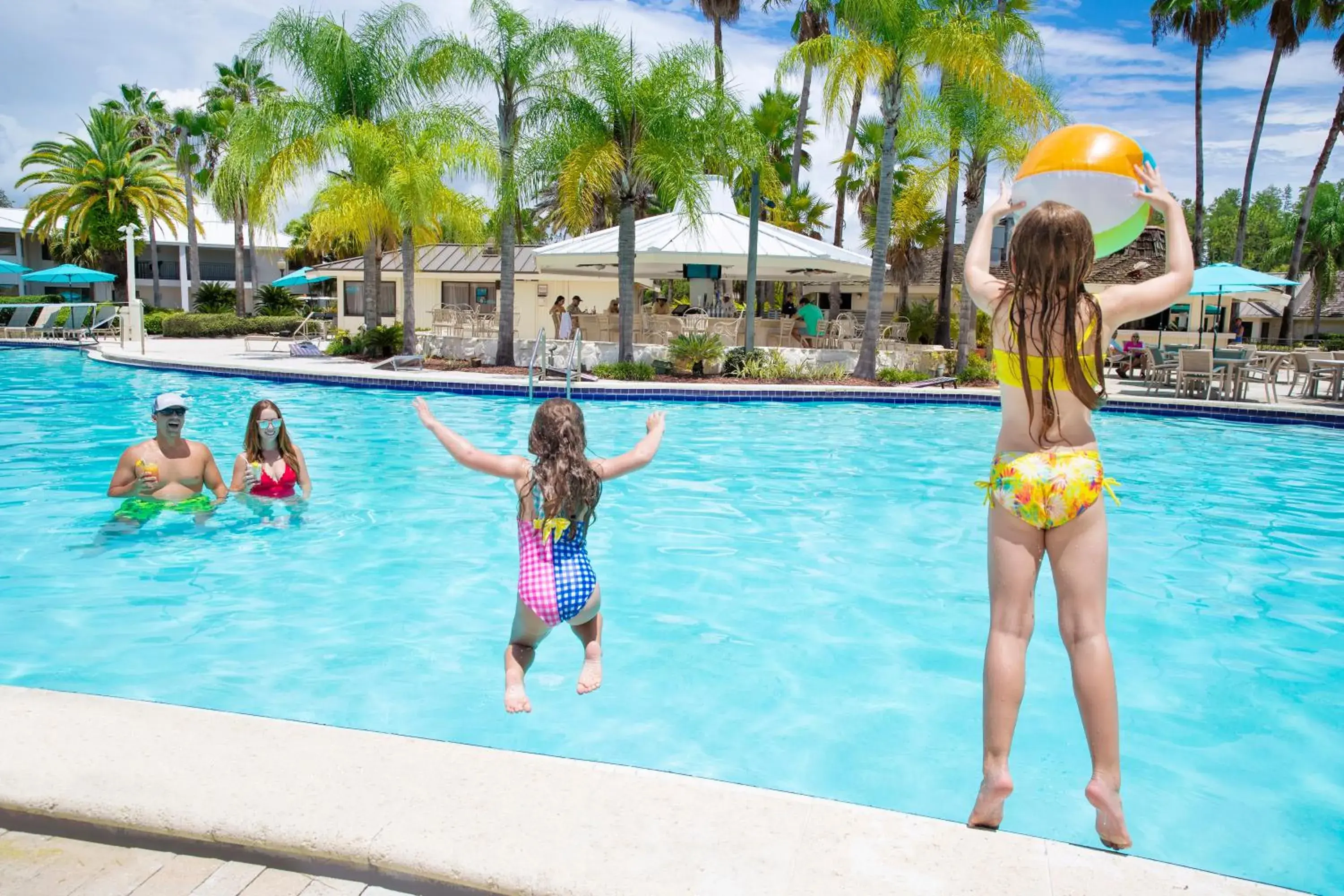 Swimming pool in Saddlebrook Resort Swimming pool in Saddlebrook Resort