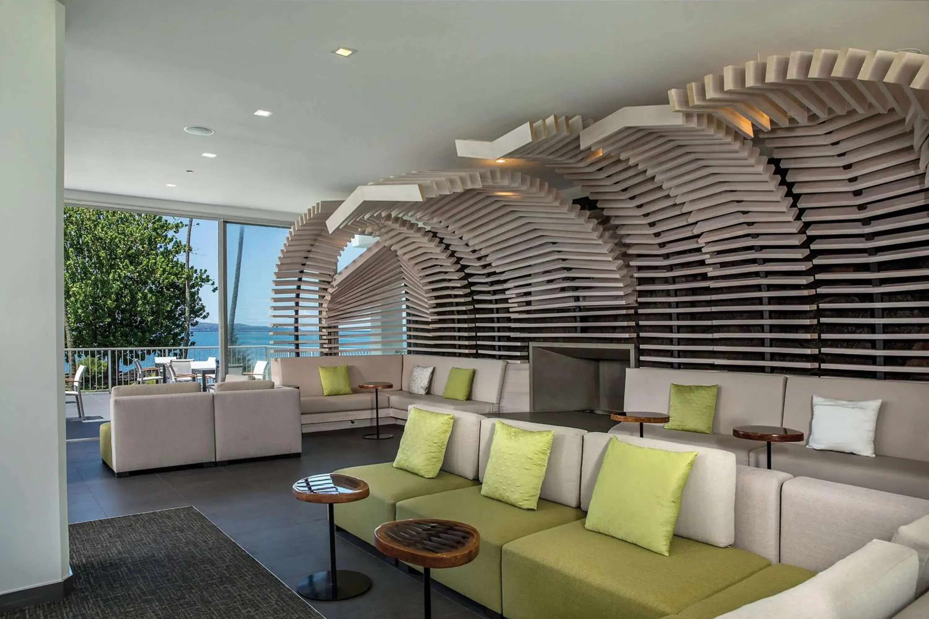 Restaurant/places to eat in Grand Naniloa Hotel, a Doubletree by Hilton Restaurant/places to eat in Grand Naniloa Hotel, a Doubletree by Hilton