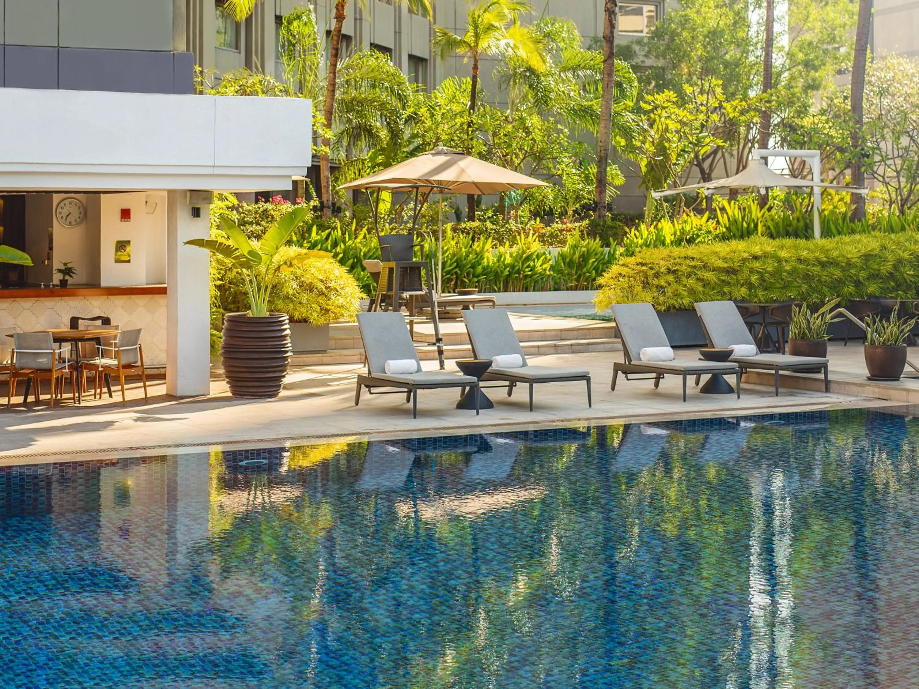 Pool view in Makati Shangri-La, Manila