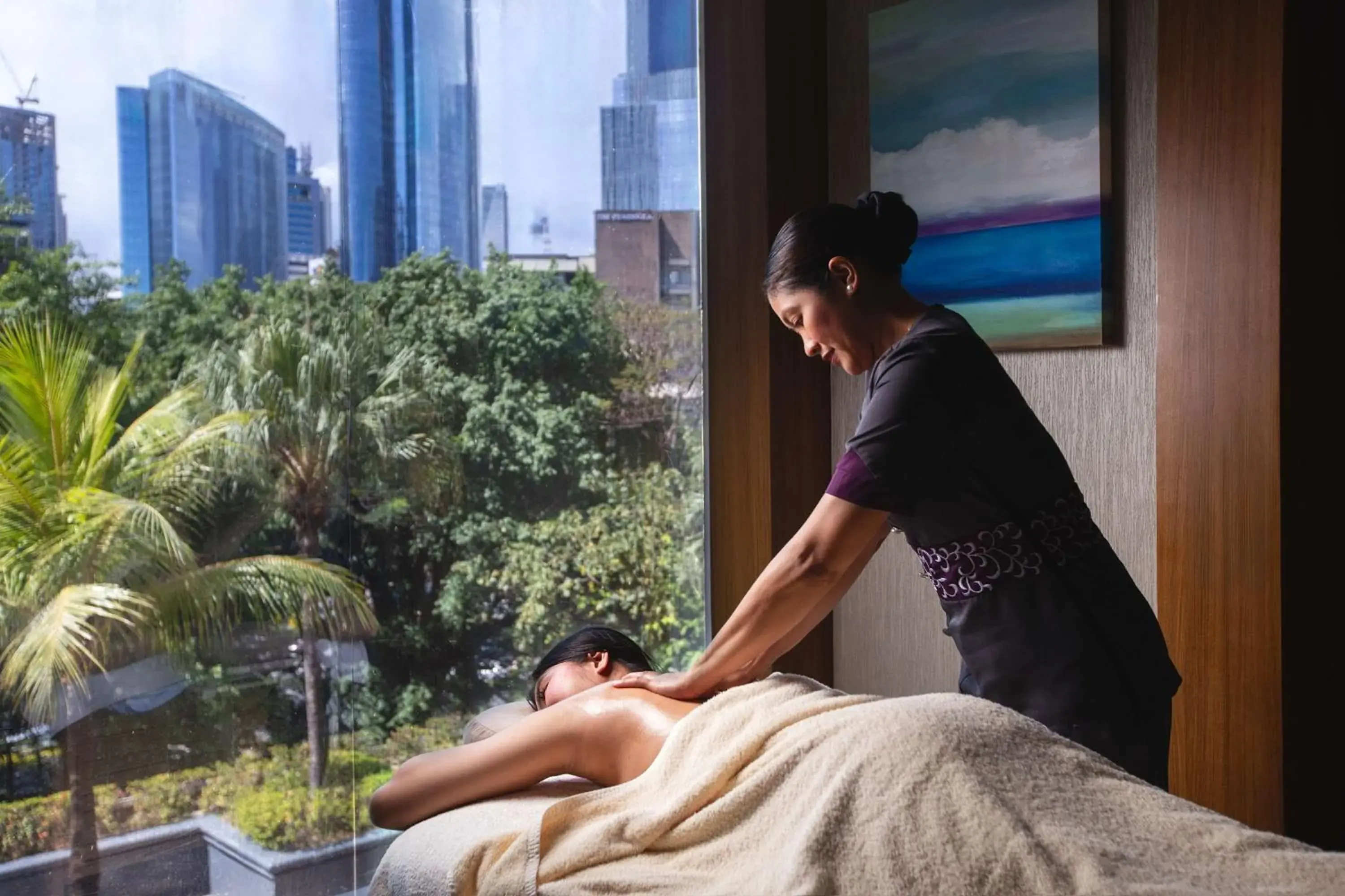 Spa and wellness centre/facilities in Makati Shangri-La, Manila Spa and wellness centre/facilities in Makati Shangri-La, Manila