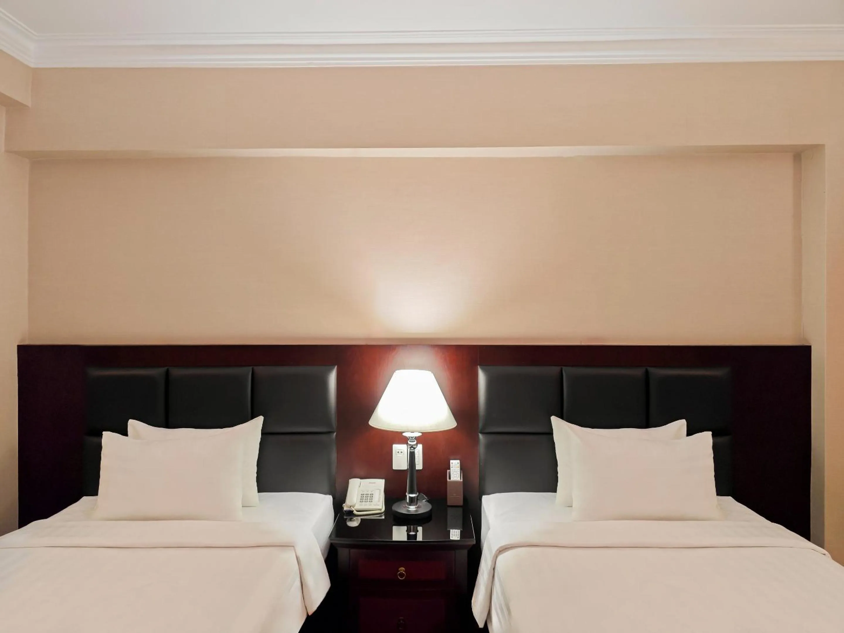 Bed in Nhat Ha 2 Hotel