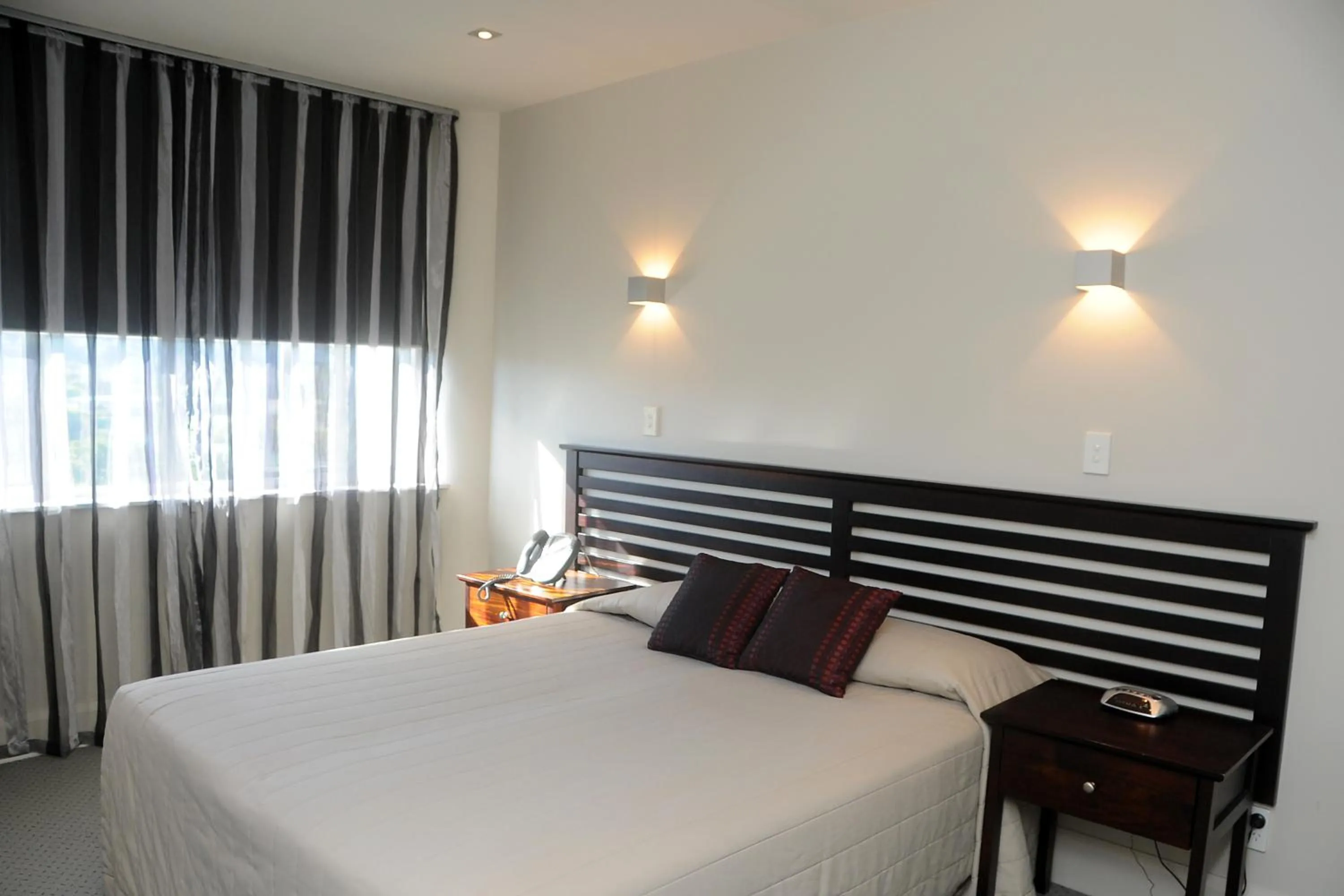 Bed in Emerald Hotel