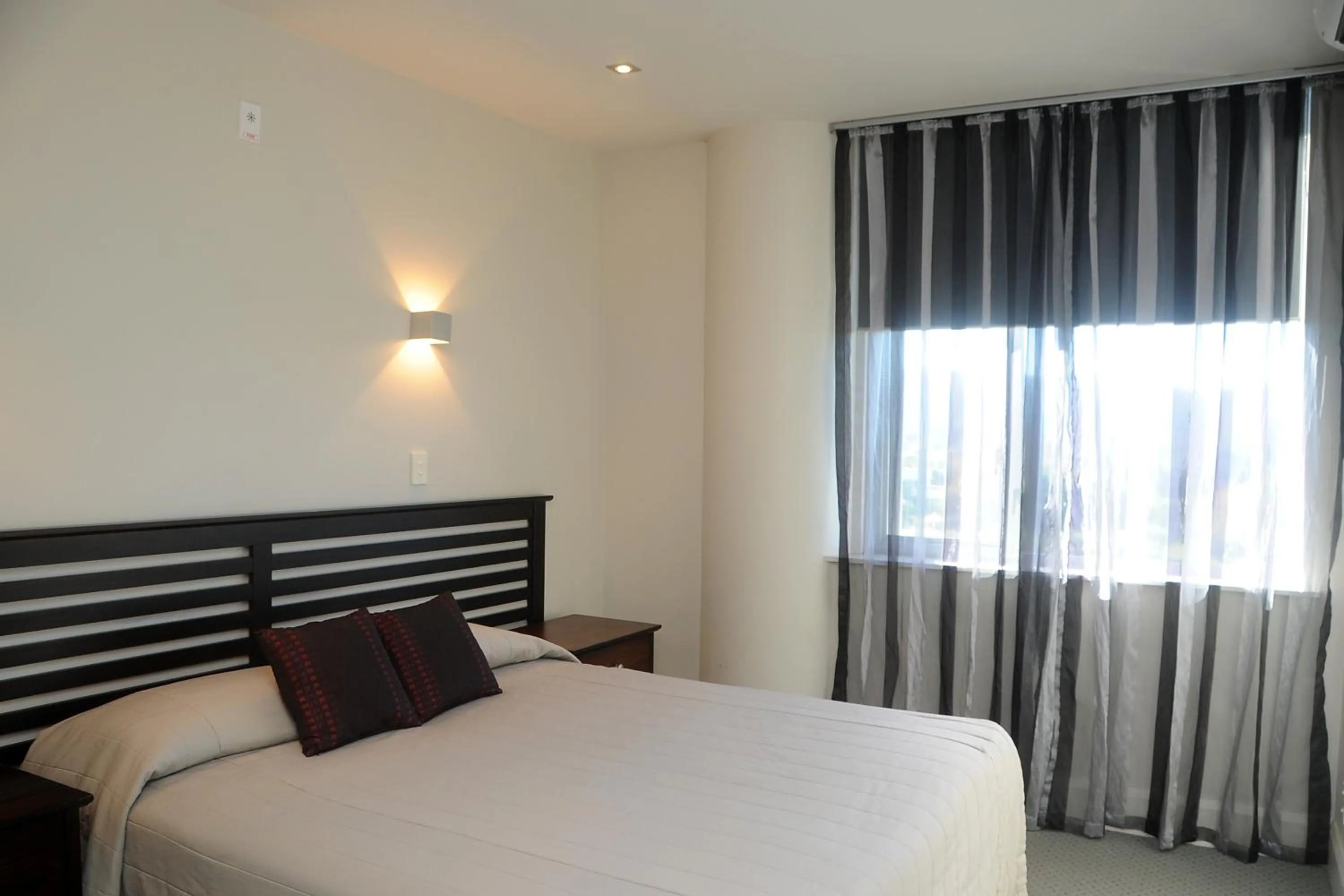 Bed in Emerald Hotel