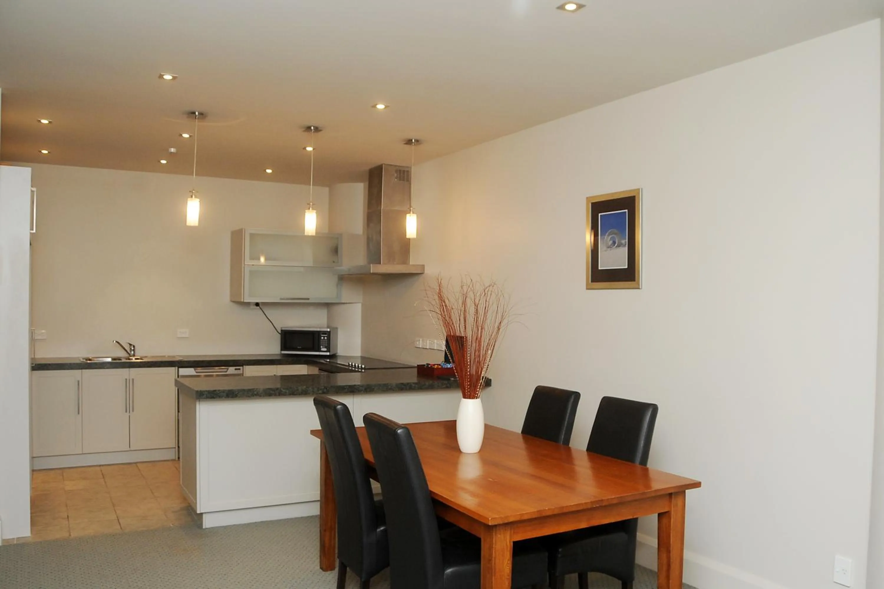 Living room in Emerald Hotel