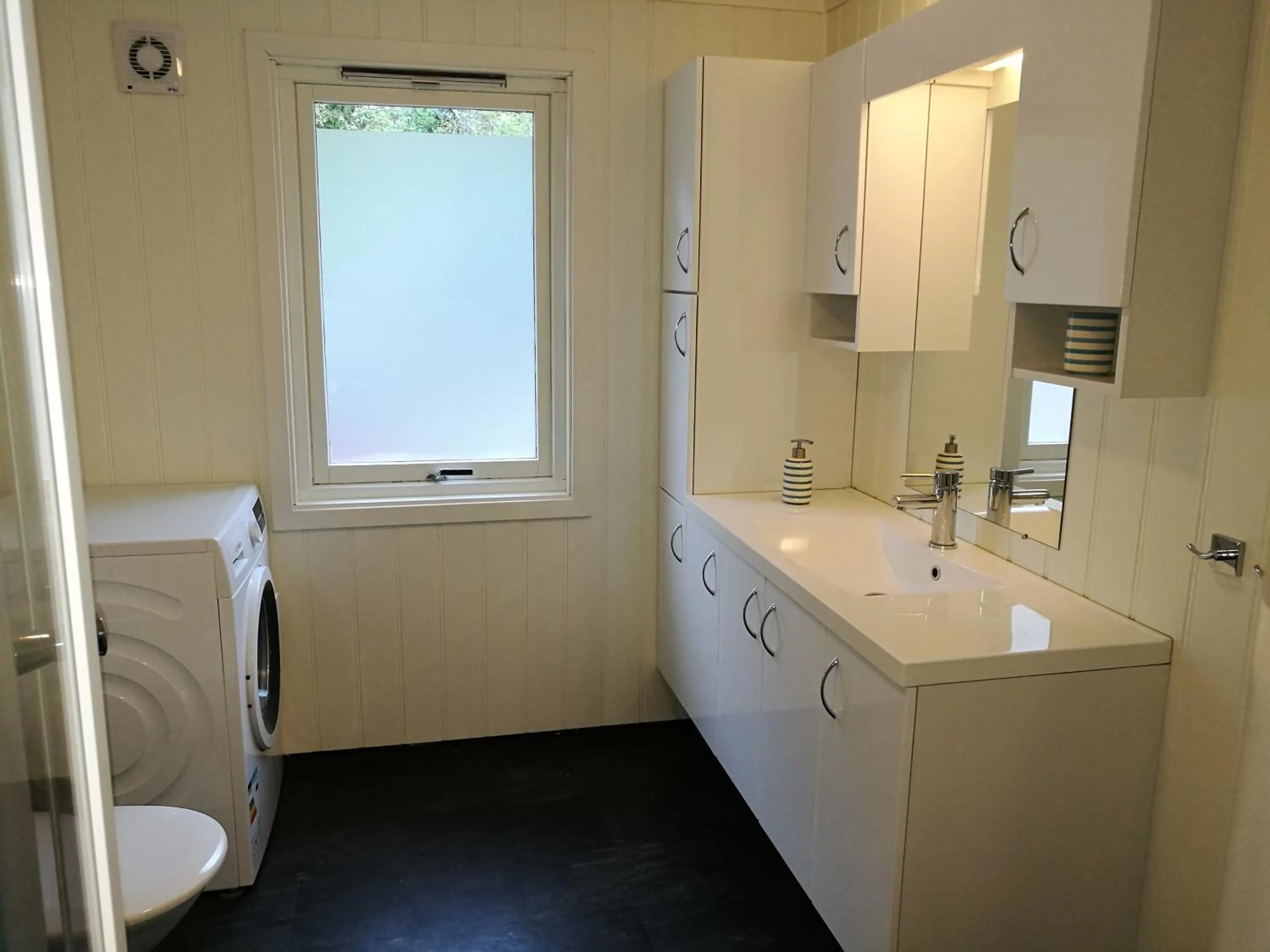Steinshølen Holiday Home