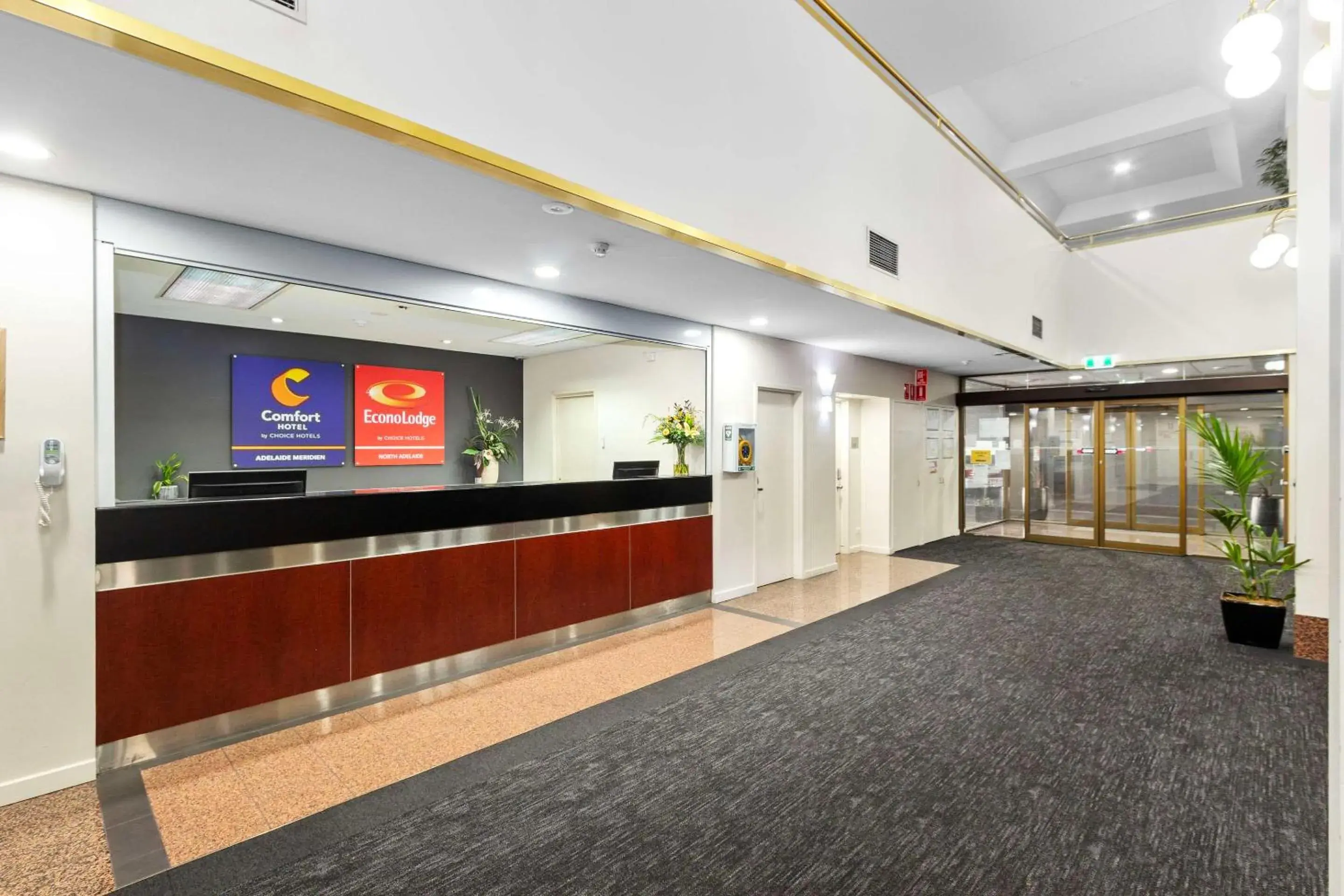 Lobby or reception in Mantra Meridien Adelaide Lobby or reception in Mantra Meridien Adelaide