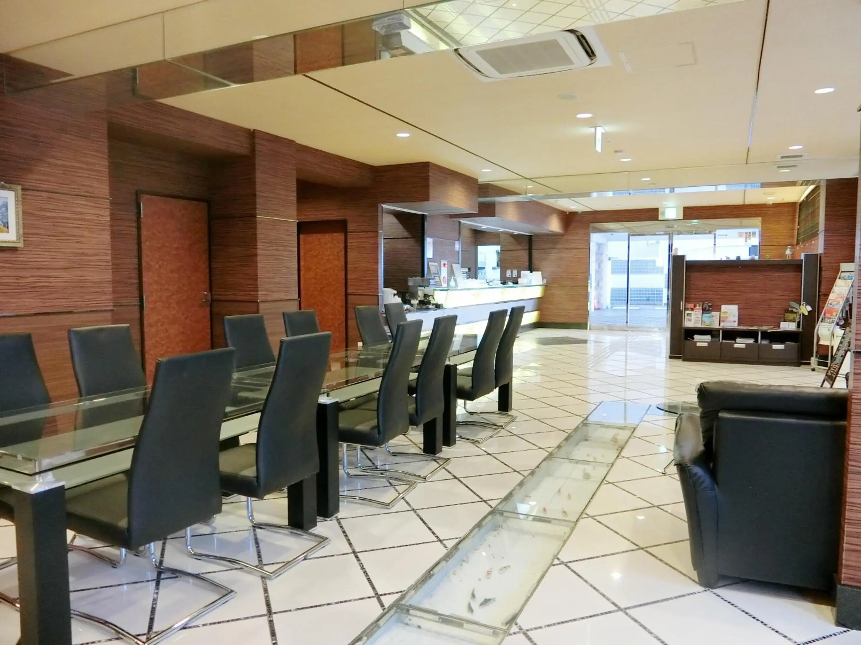 Lobby or reception in Hotel Chuo Oasis Lobby or reception in Hotel Chuo Oasis