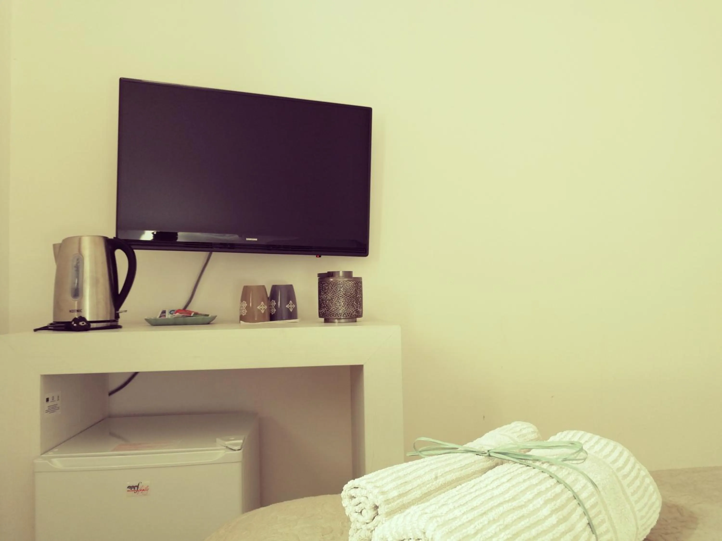 TV and multimedia in Lunalì