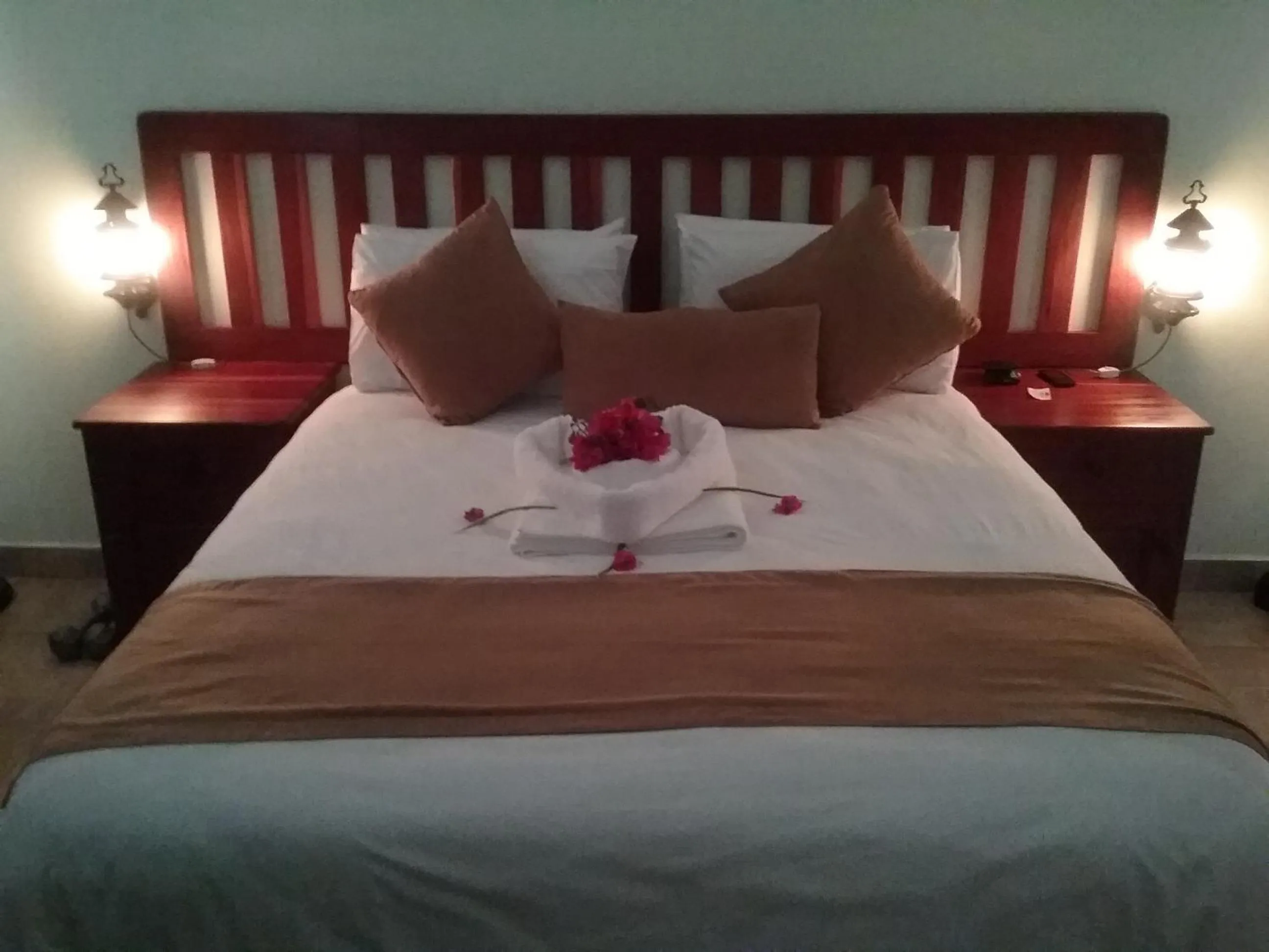 Bed in Masikiro Self Catering