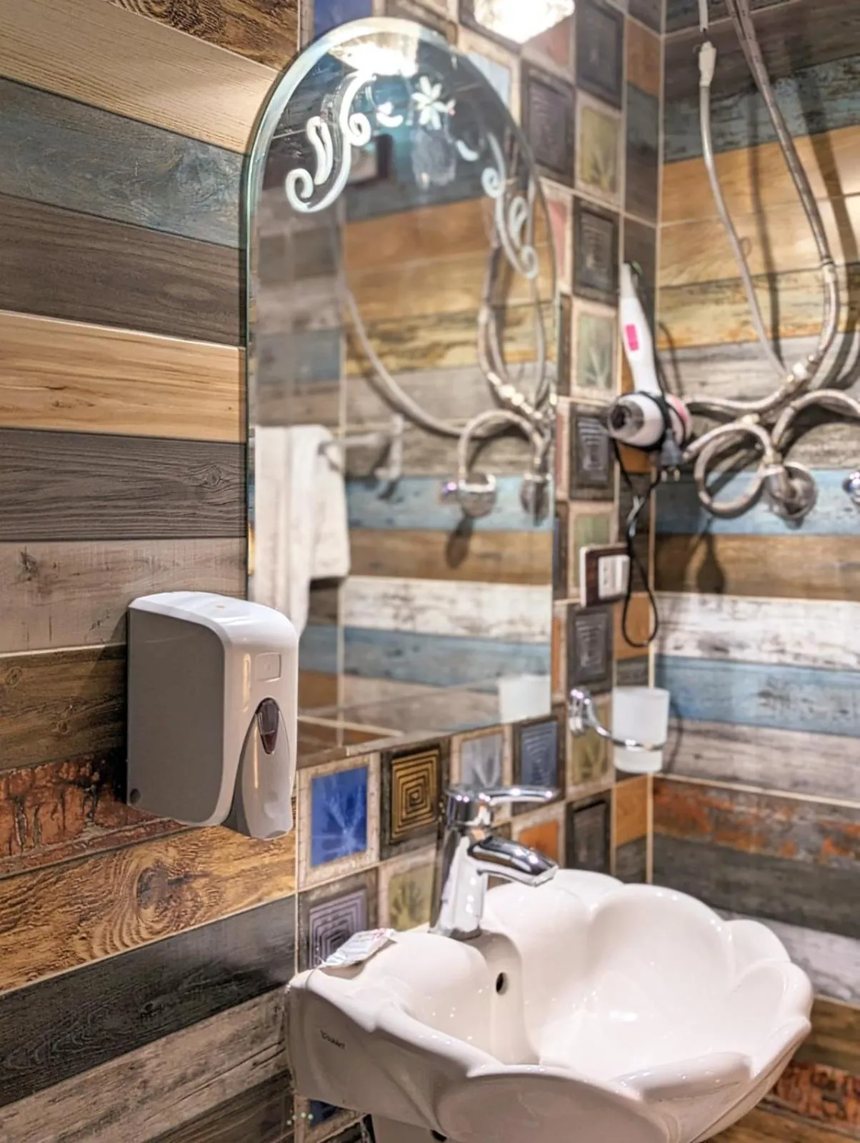 Bathroom in Nour Hostel