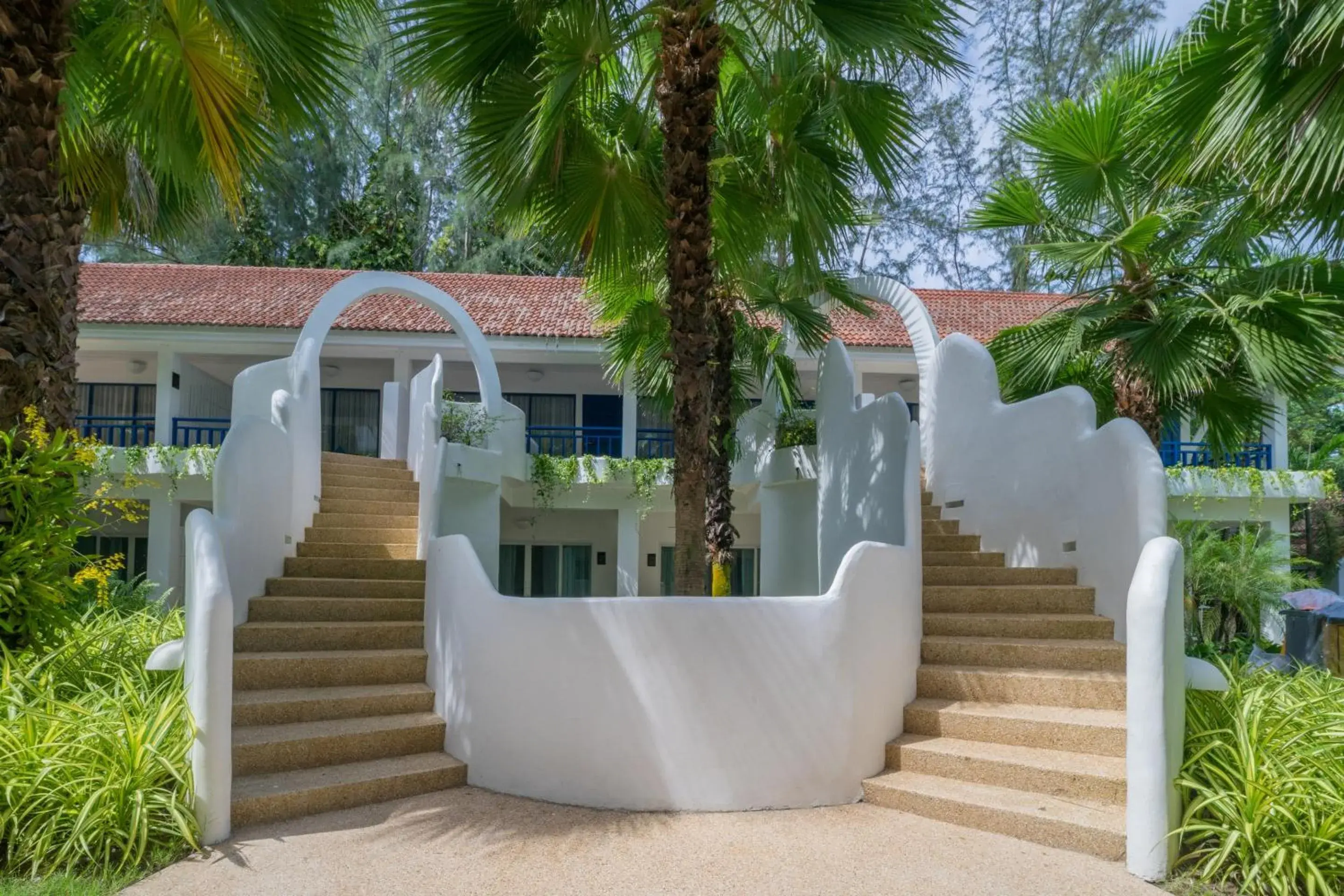 Facade/entrance in Ocean Breeze Resort Khaolak Facade/entrance in Ocean Breeze Resort Khaolak