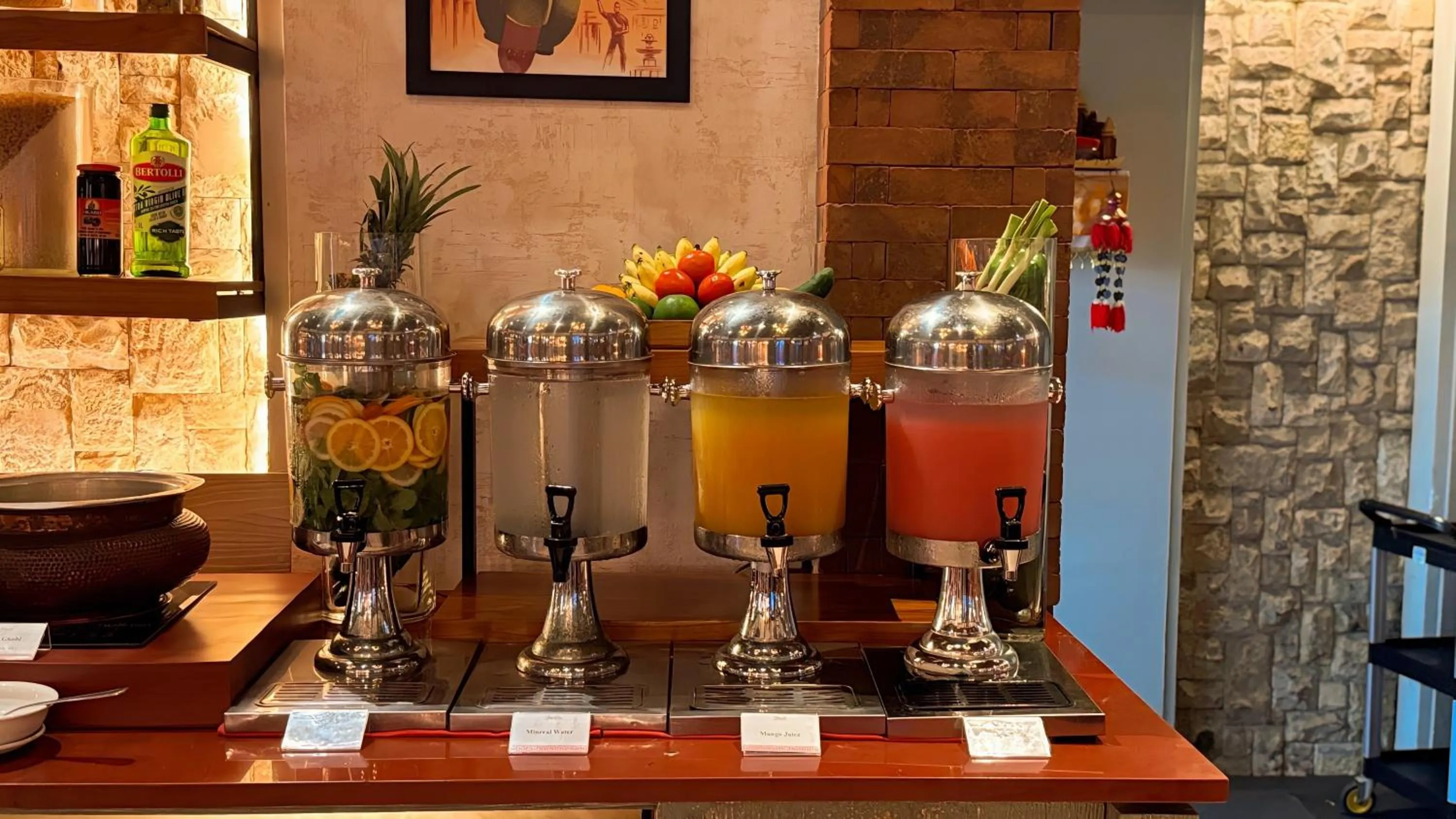 Restaurant/places to eat in Kuta Seaview Beach Resort