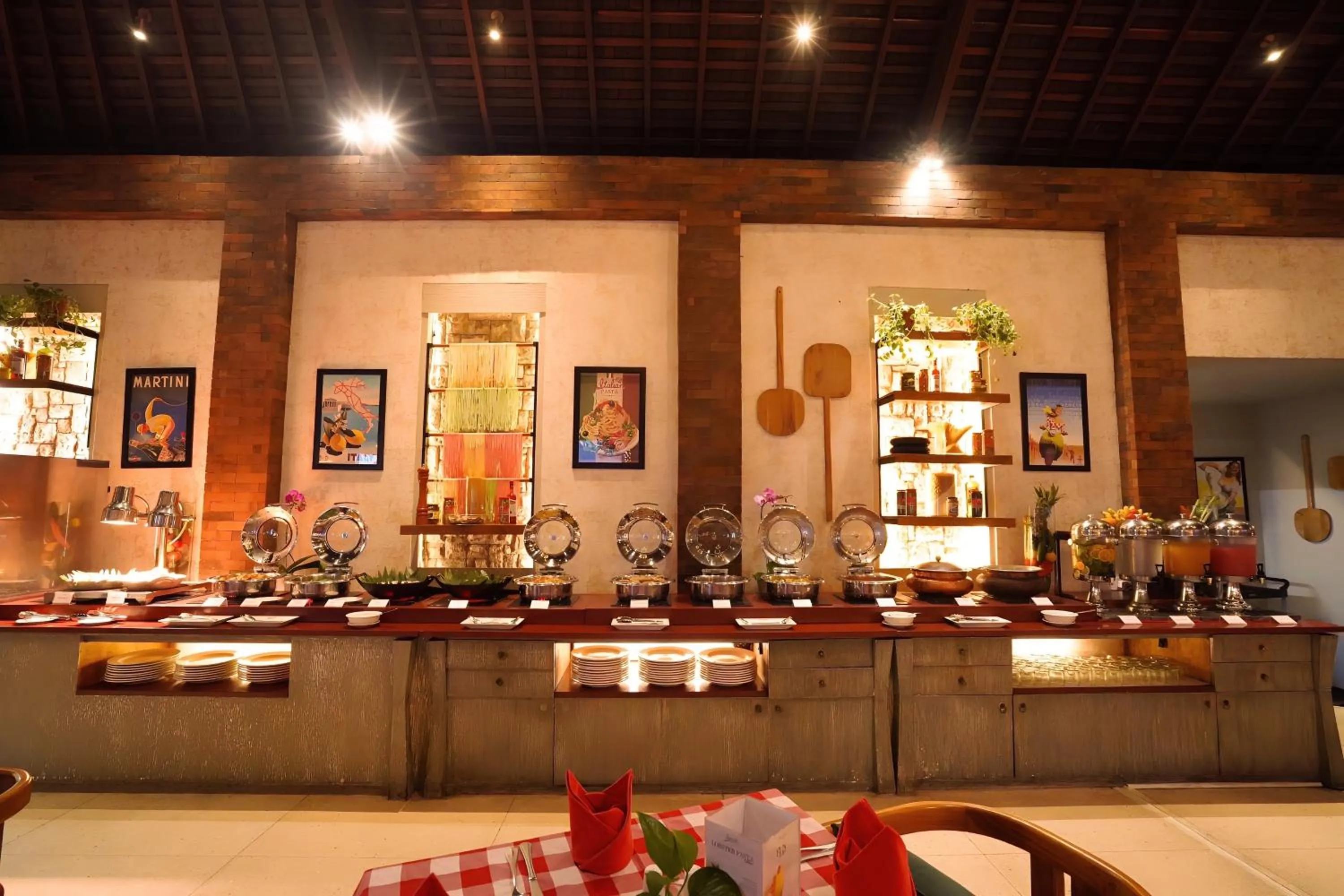 Restaurant/places to eat in Kuta Seaview Beach Resort