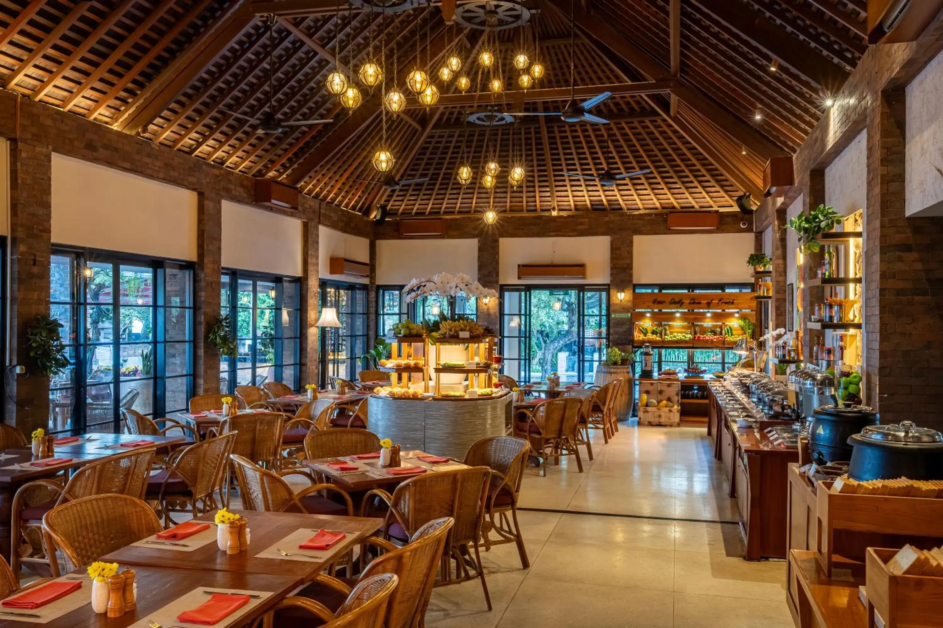 Restaurant/places to eat in Kuta Seaview Beach Resort Restaurant/places to eat in Kuta Seaview Beach Resort