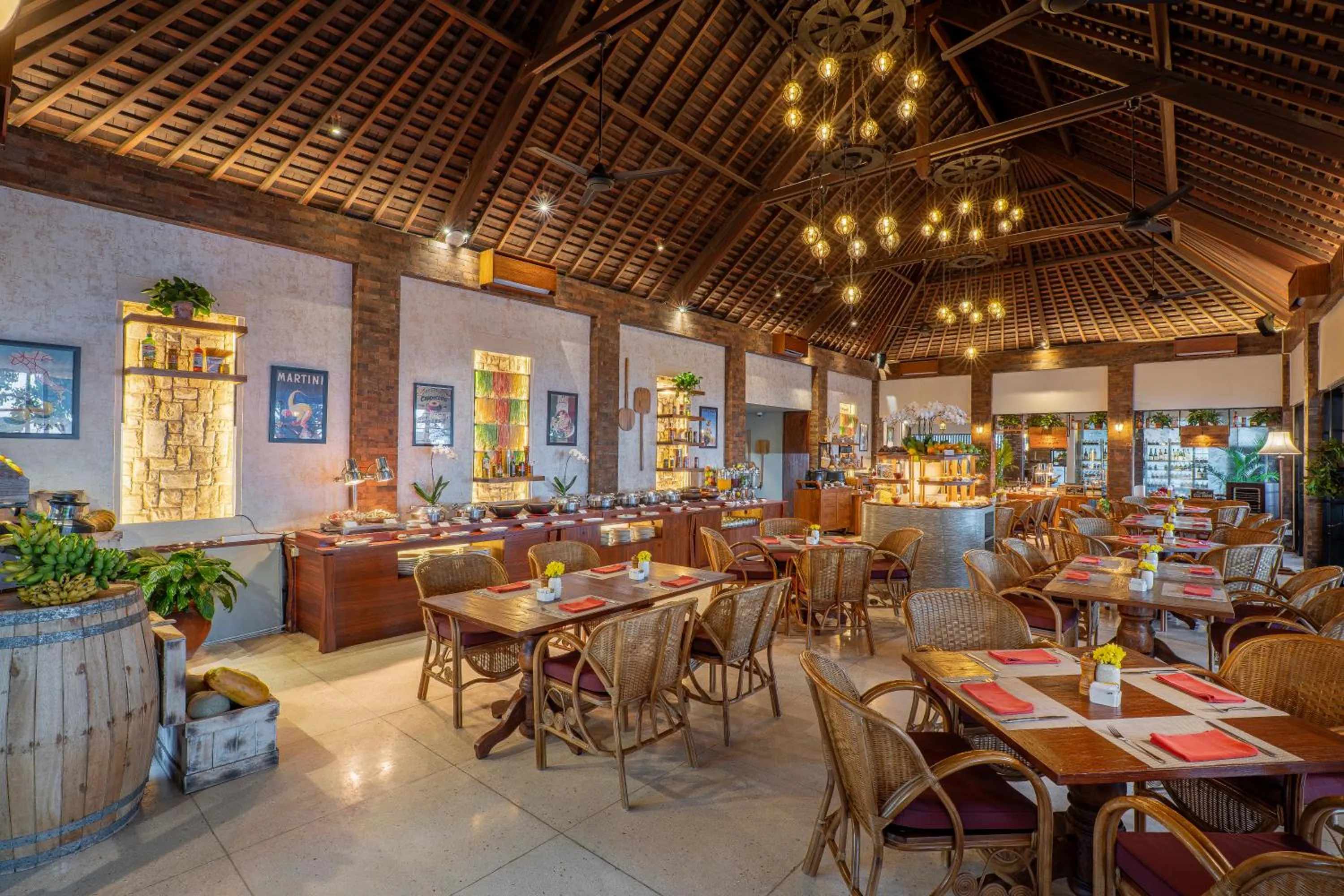 Restaurant/places to eat in Kuta Seaview Beach Resort