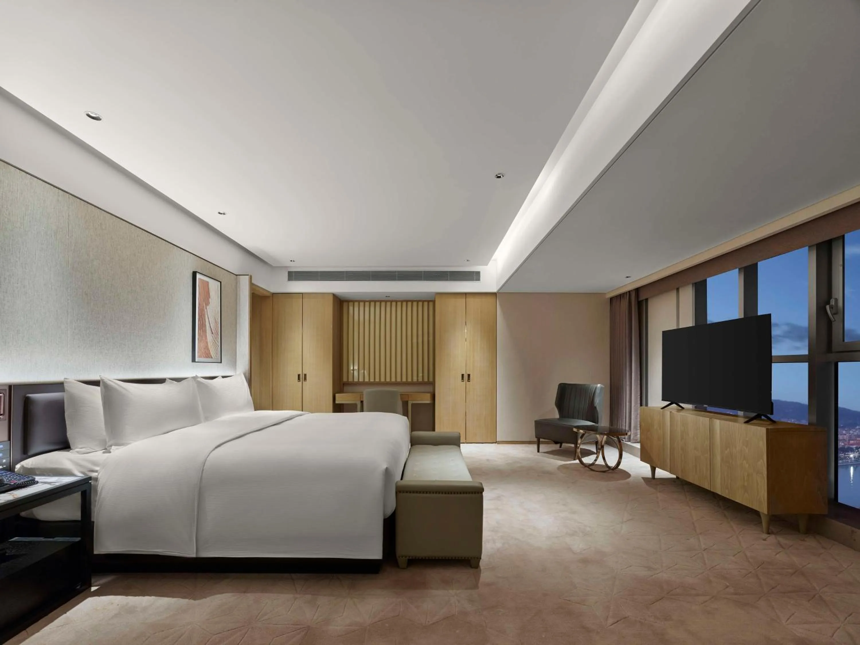 Bed in DoubleTree by Hilton Weihai