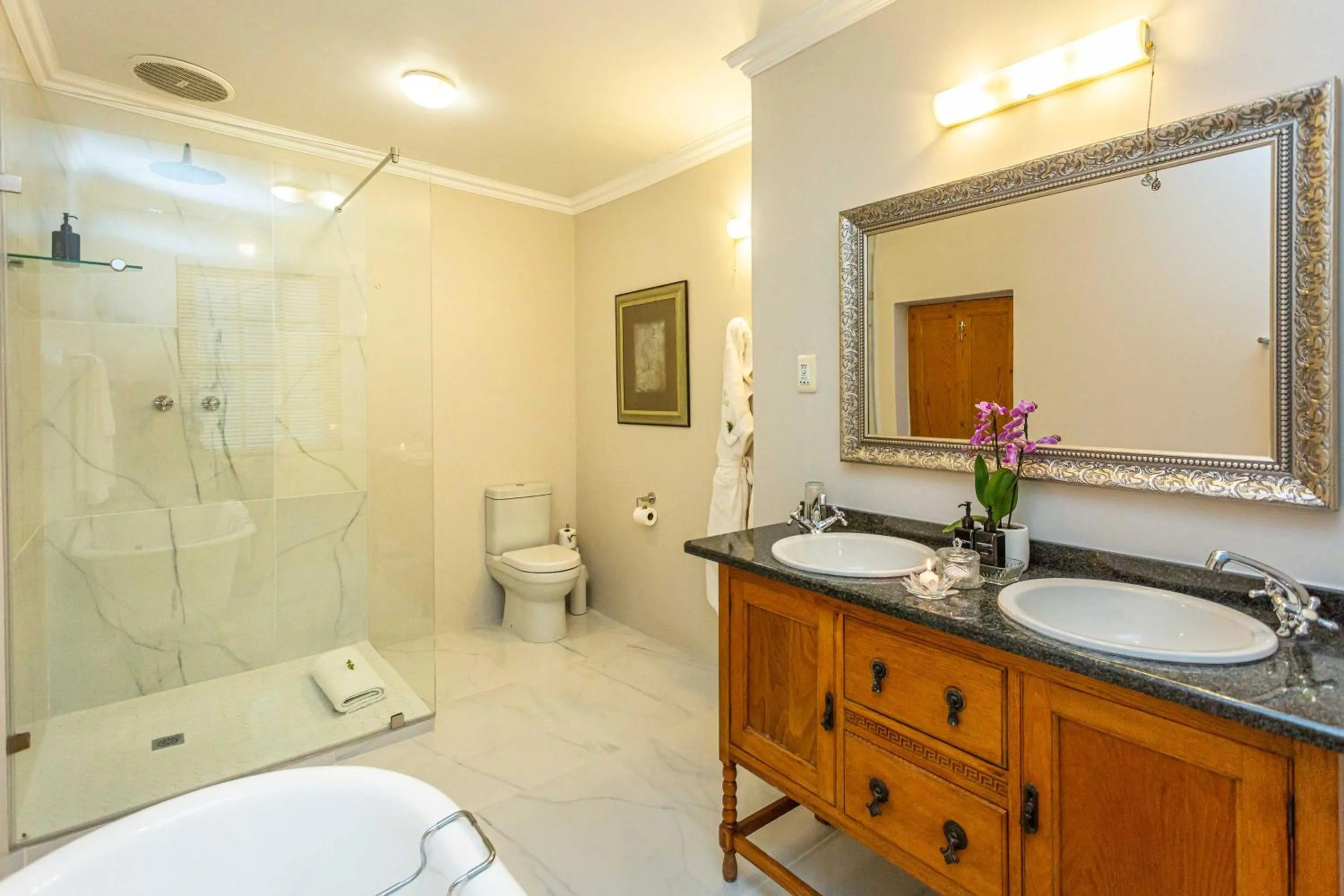 Bathroom in La Plume Boutique Hotel & Spa