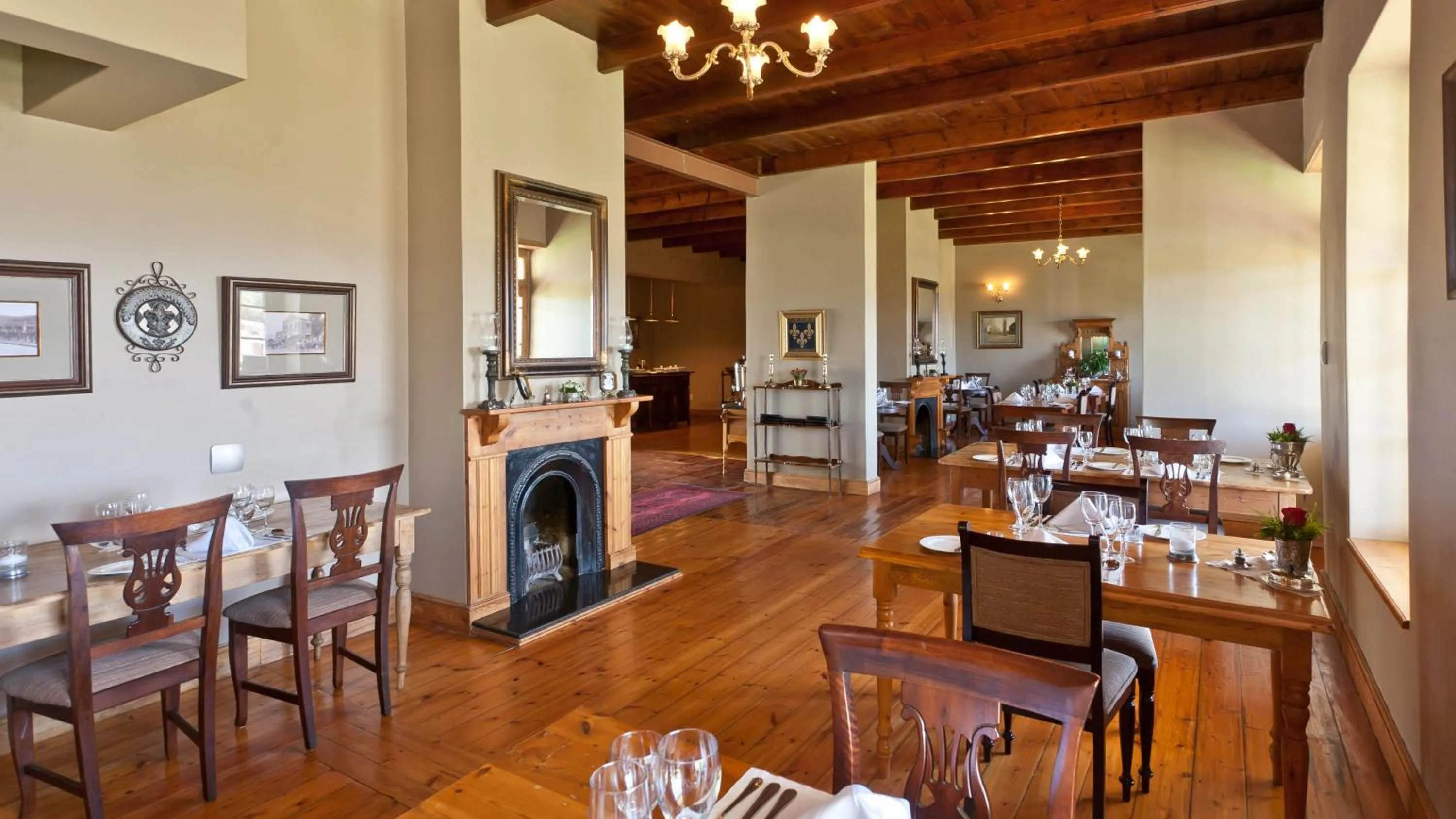 Restaurant/places to eat in La Plume Boutique Hotel & Spa