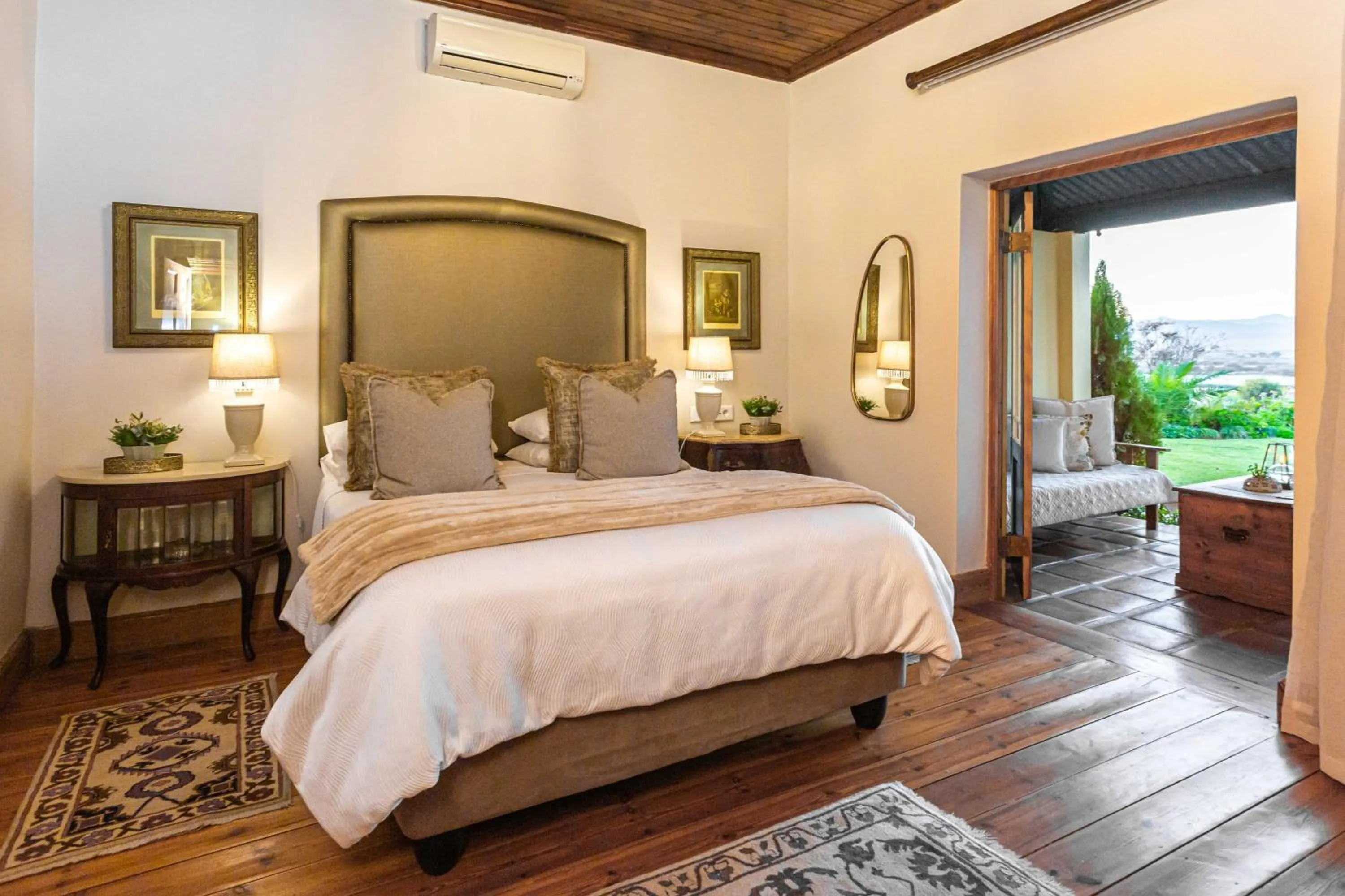 Bedroom, Bed in La Plume Boutique Hotel & Spa