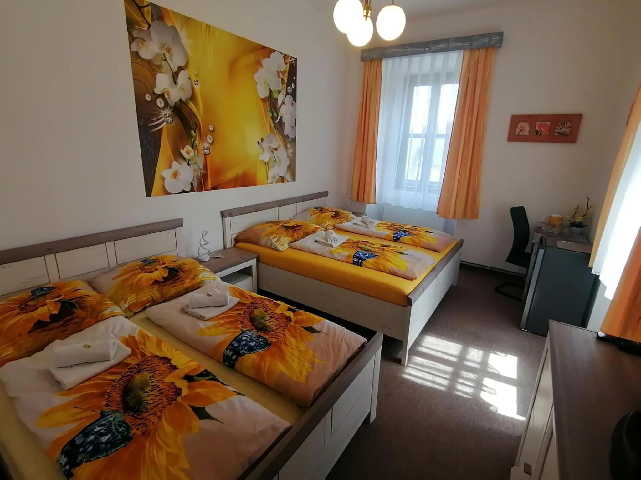 Bed in Hotel Stará škola na Šumavě