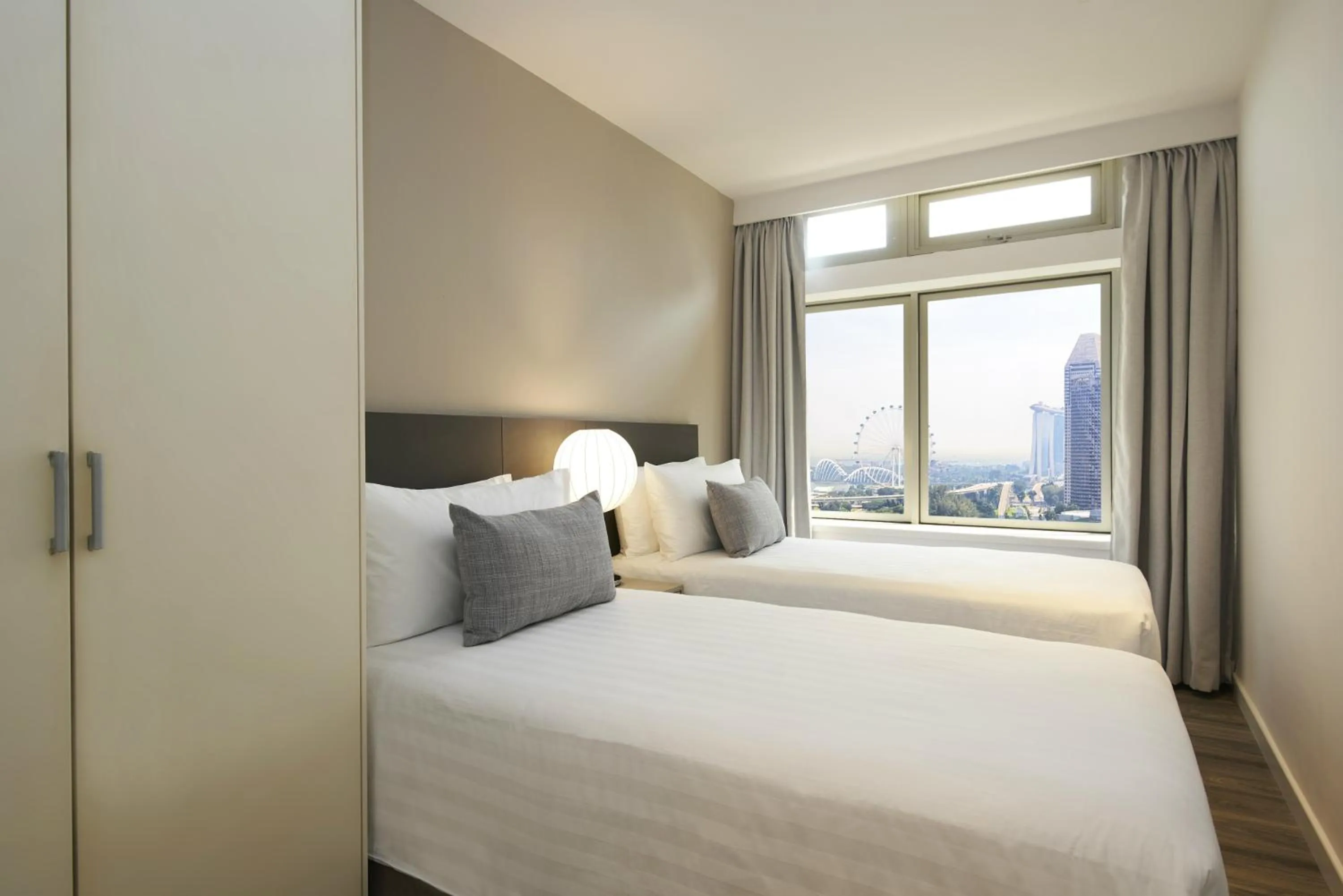 Bed in PARKROYAL Serviced Suites Singapore