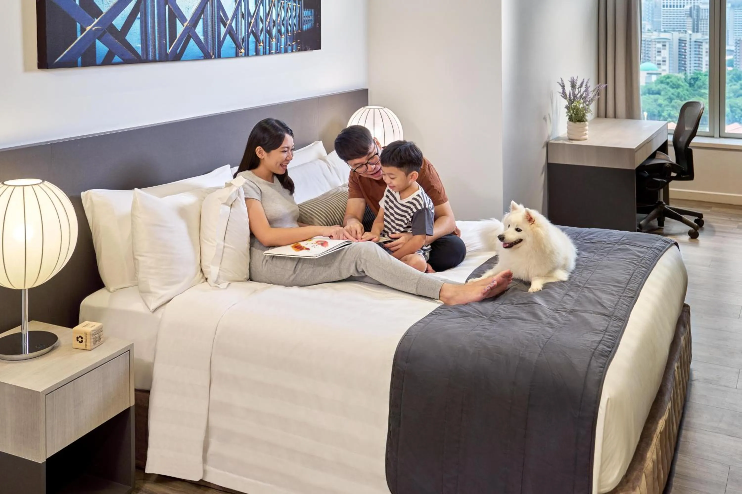 Bed in PARKROYAL Serviced Suites Singapore