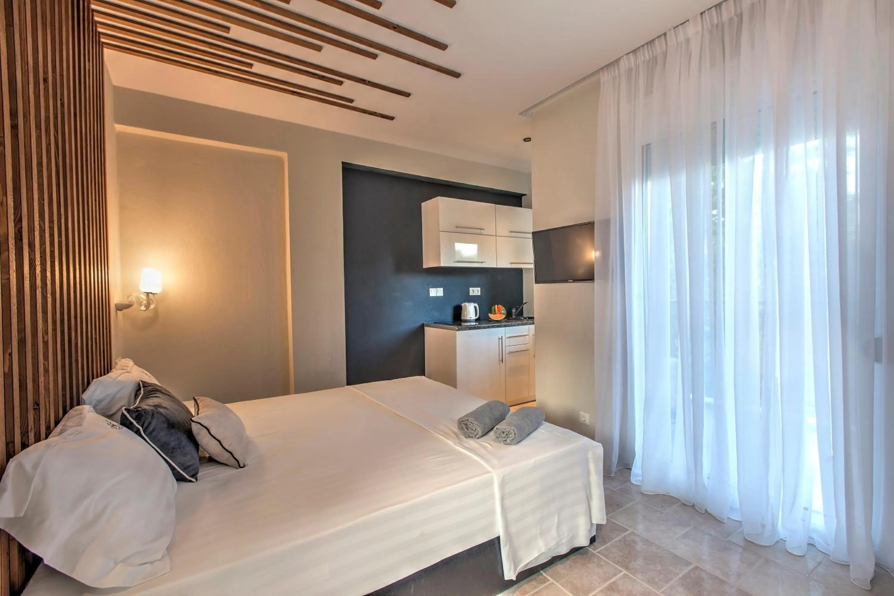 Photo of the whole room in Avatel Eco Lodge