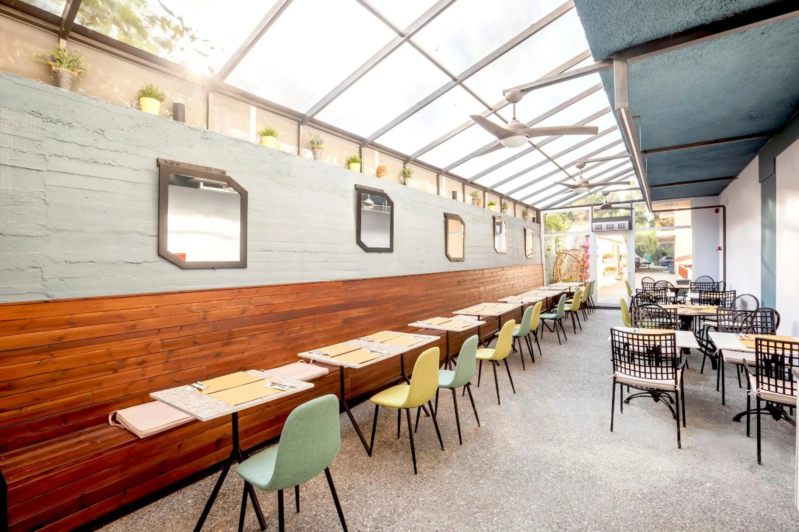 Restaurant/places to eat in Avatel Eco Lodge