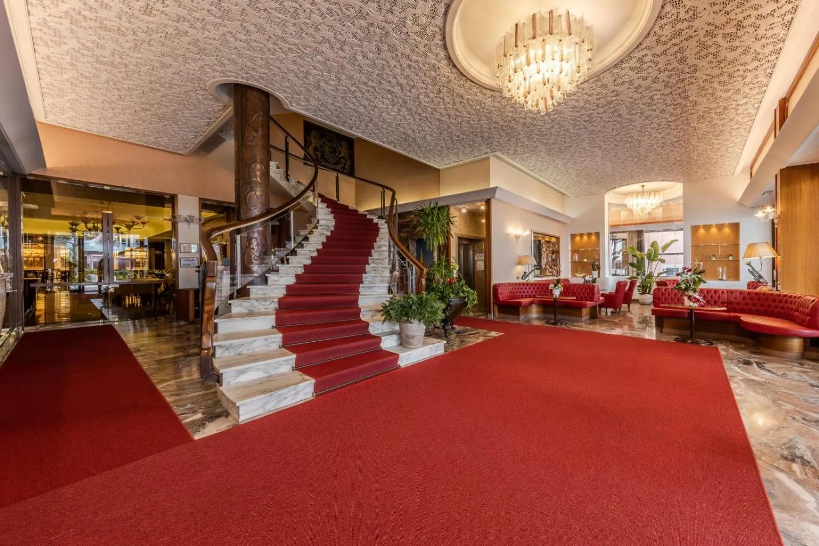 Hotel Excelsior