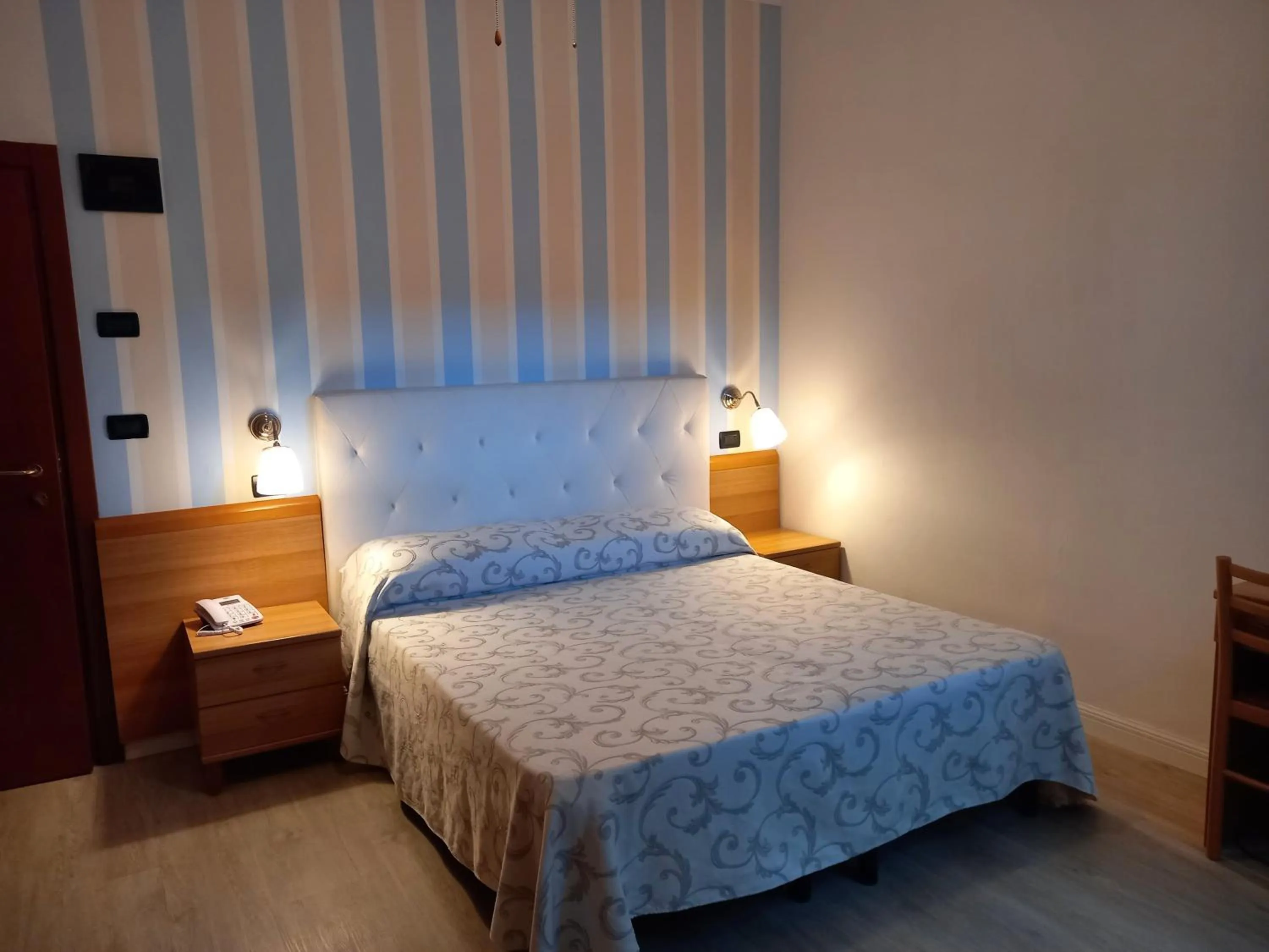 Bed in Hotel Bisanzio