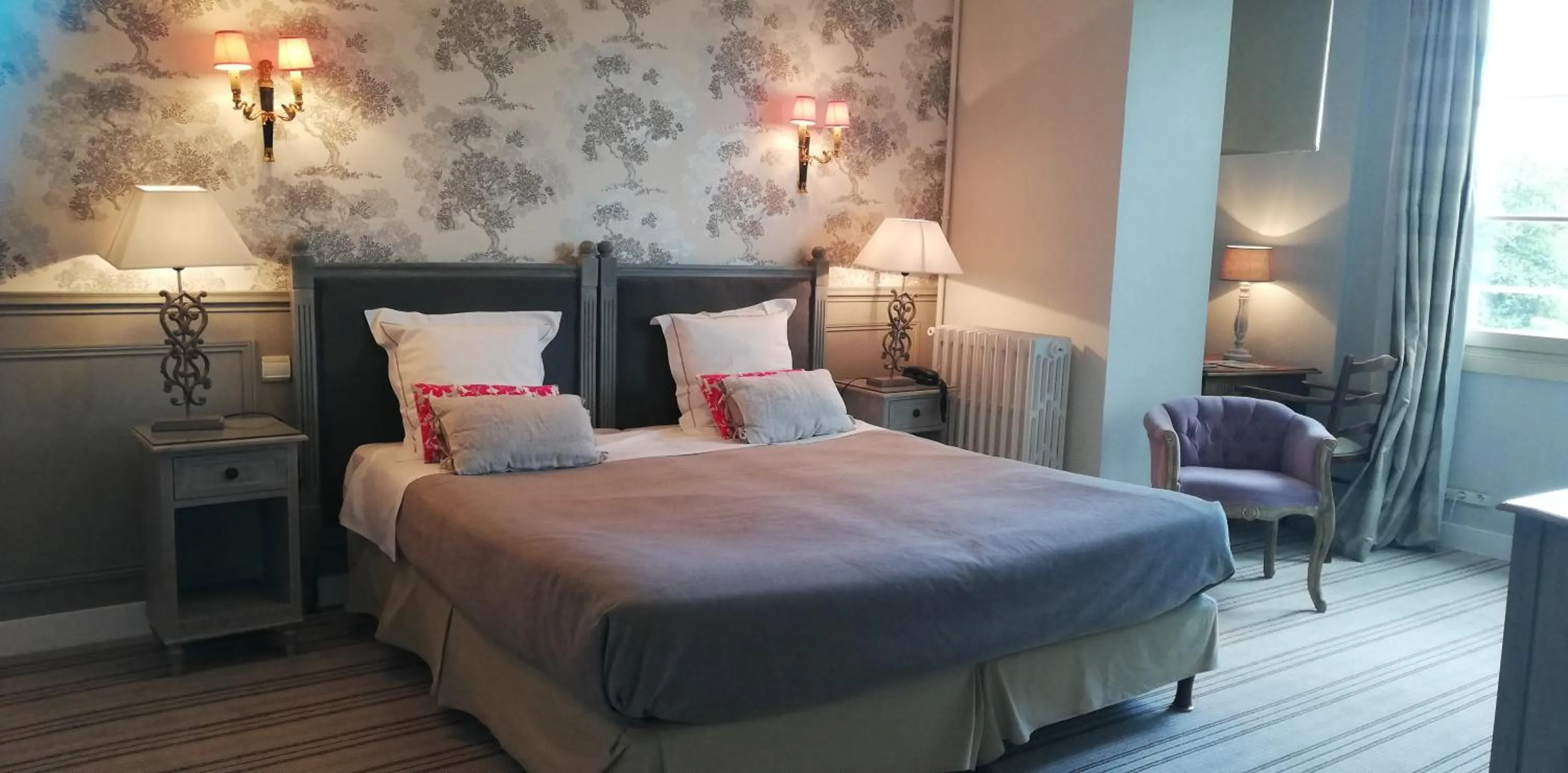 Bed in Hôtel-Restaurant Ricordeau