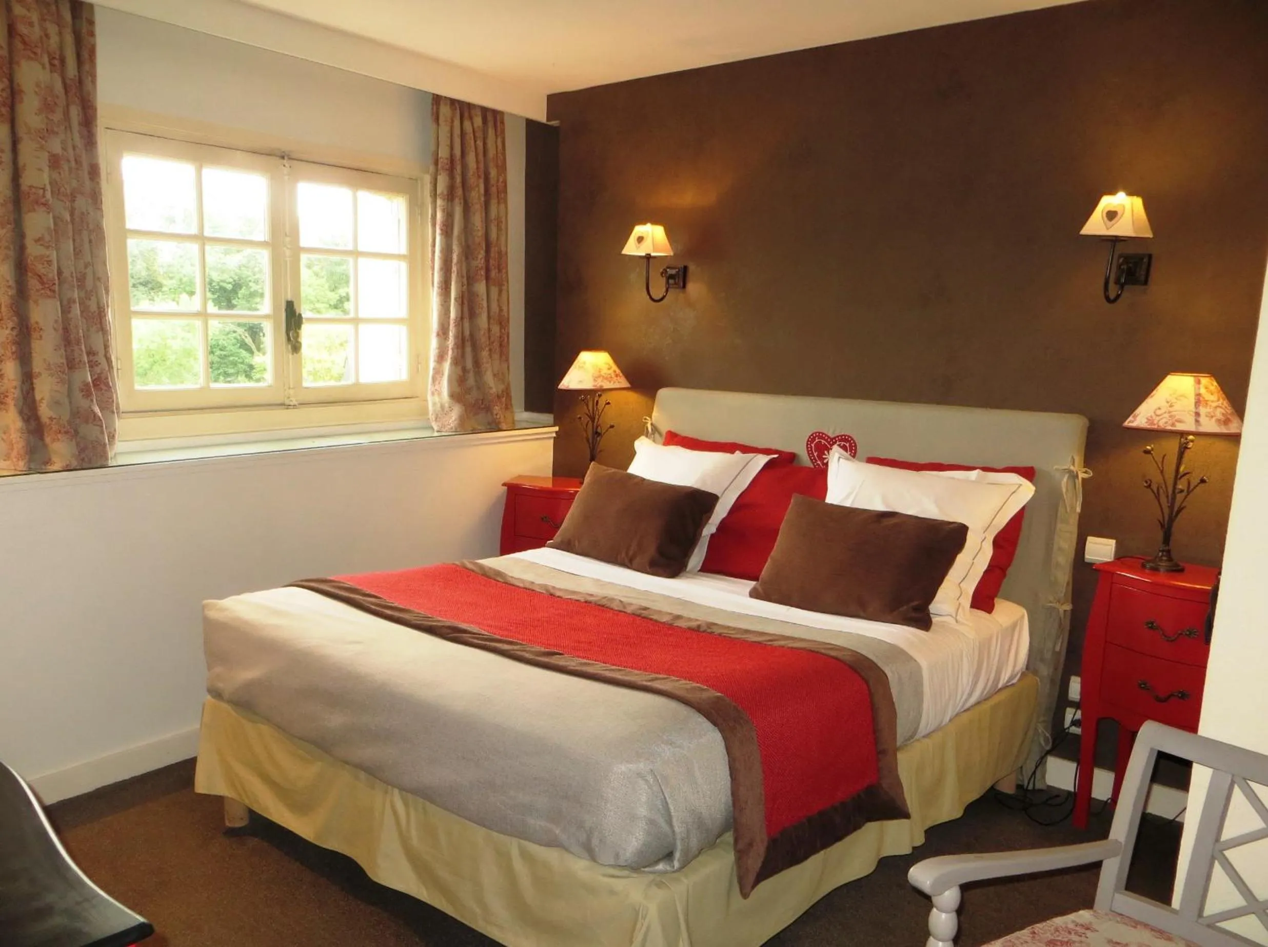 Bed in Hôtel-Restaurant Ricordeau