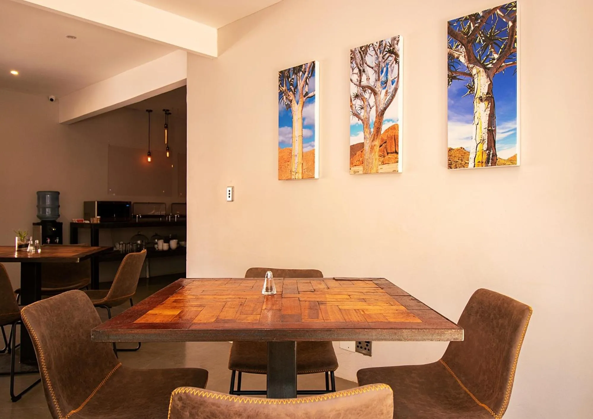 Breakfast in The Doors Inn