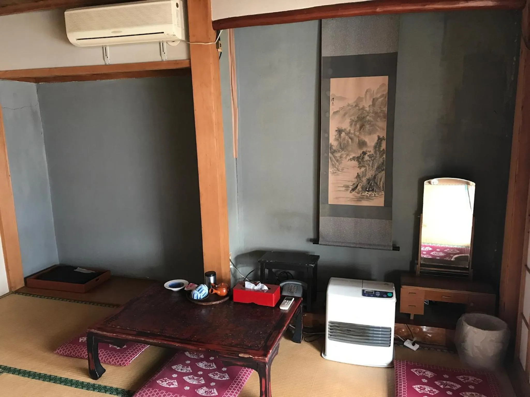 Photo of the whole room in Niko Ryokan