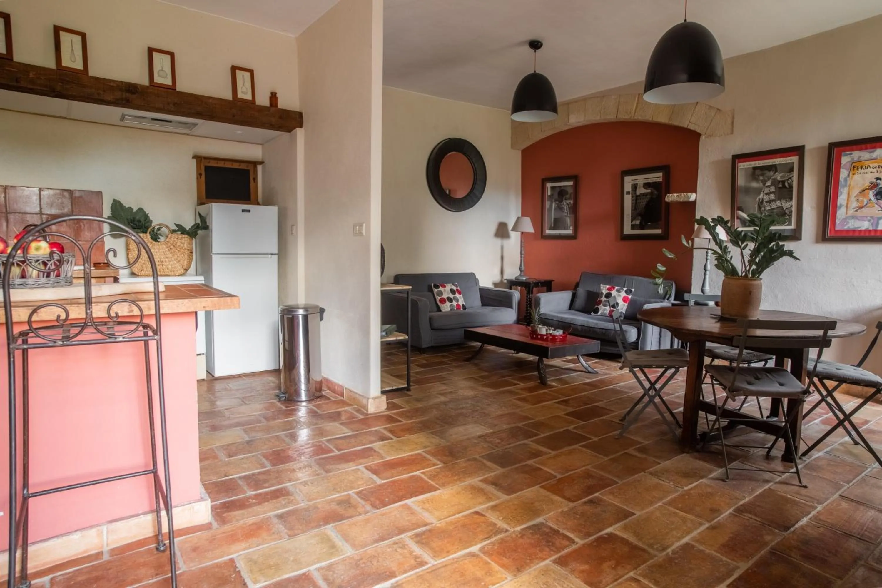 Kitchen or kitchenette in HOTEL et APPARTEMENTS DOMAINE DES CLOS - Teritoria