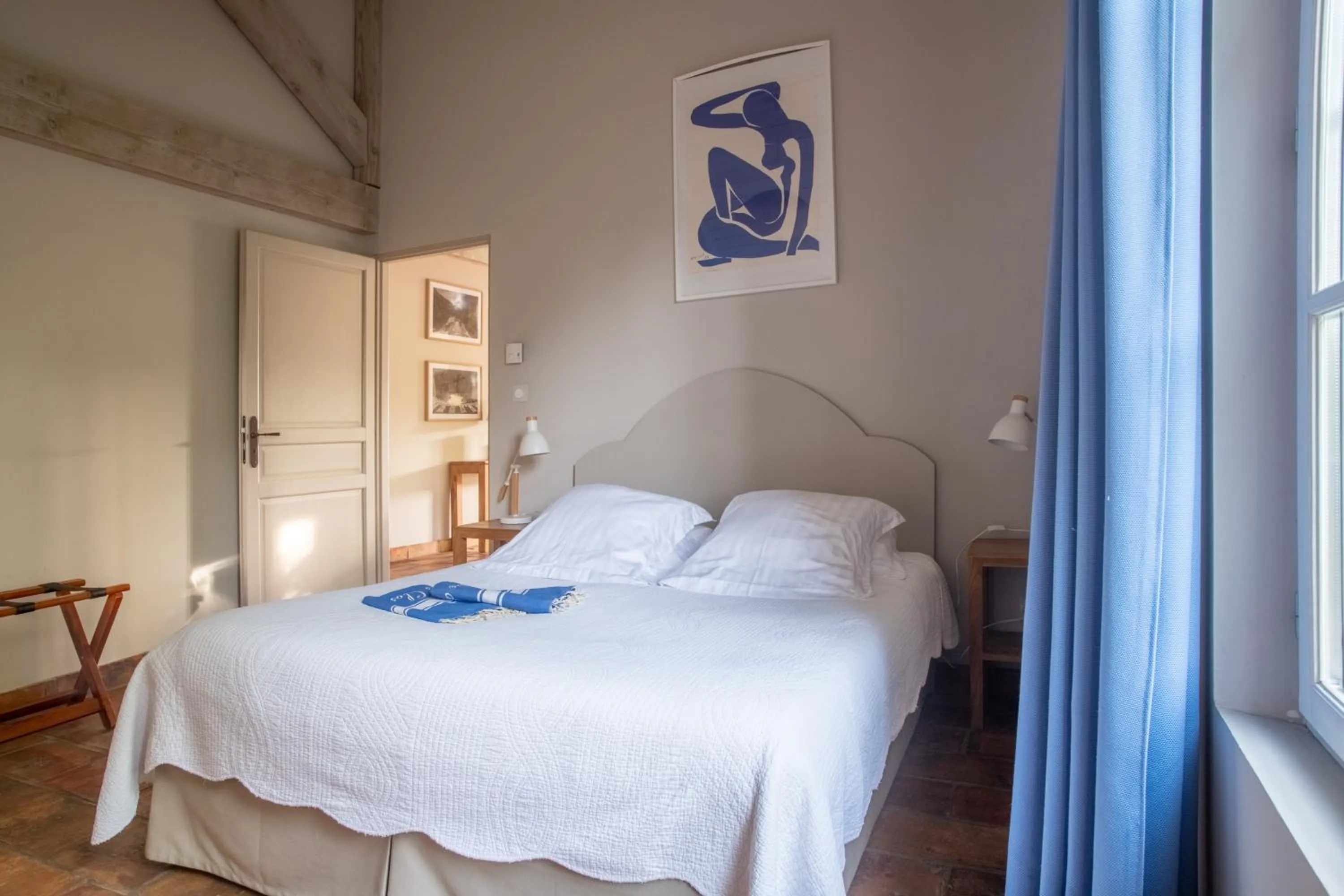 Bed in HOTEL et APPARTEMENTS DOMAINE DES CLOS - Teritoria