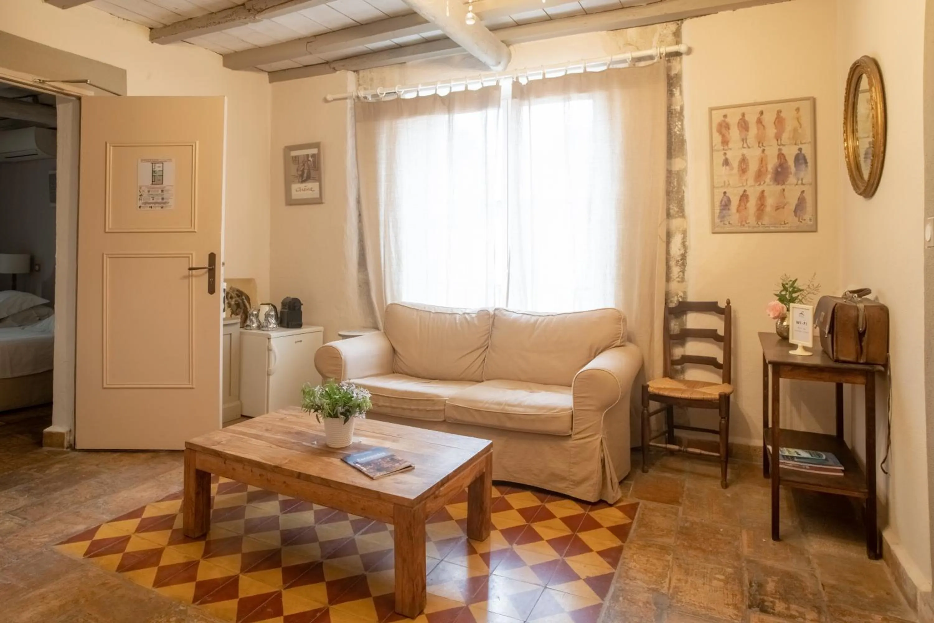 Spring in HOTEL et APPARTEMENTS DOMAINE DES CLOS - Teritoria