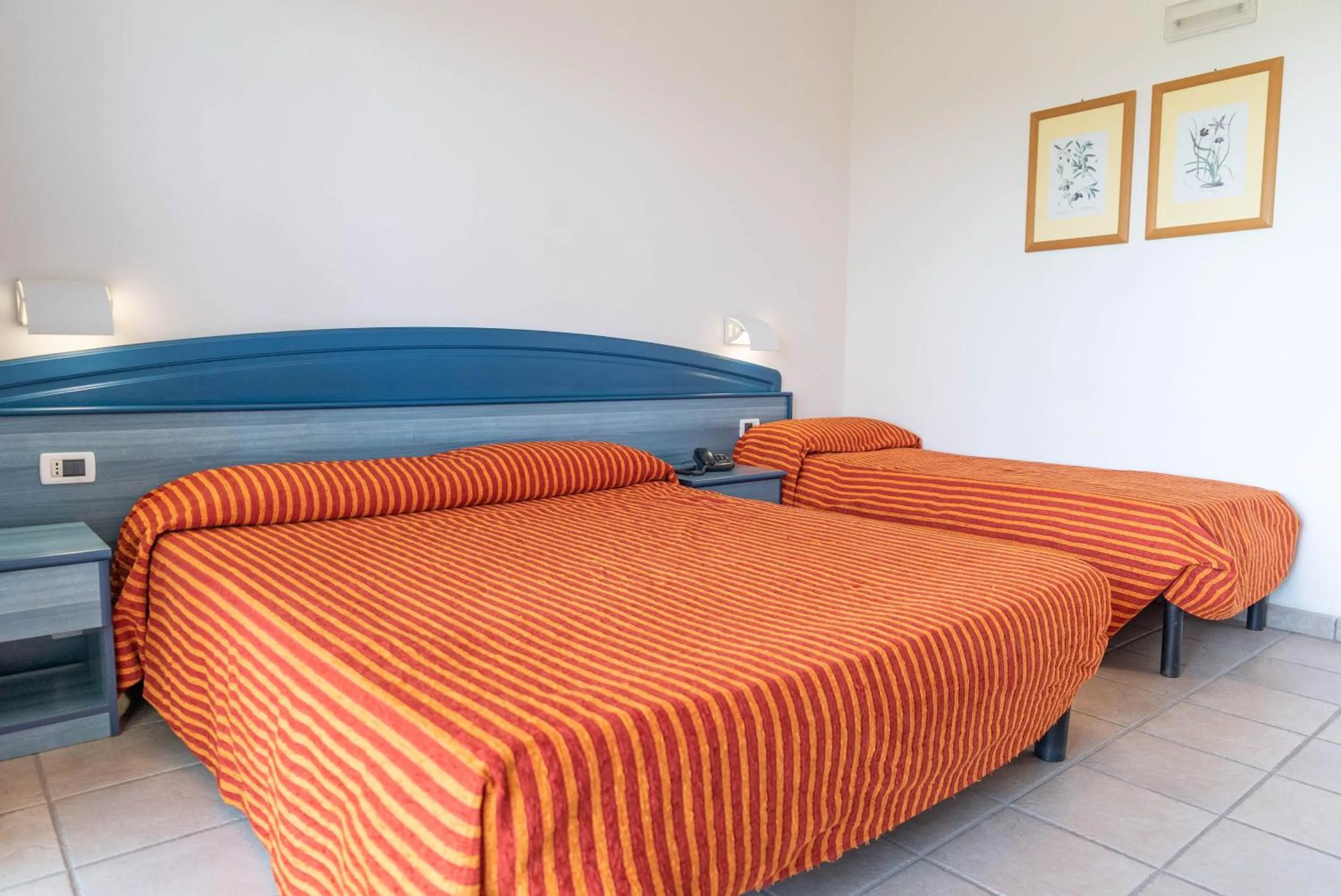 Bedroom, Bed in Nicotera Beach Village