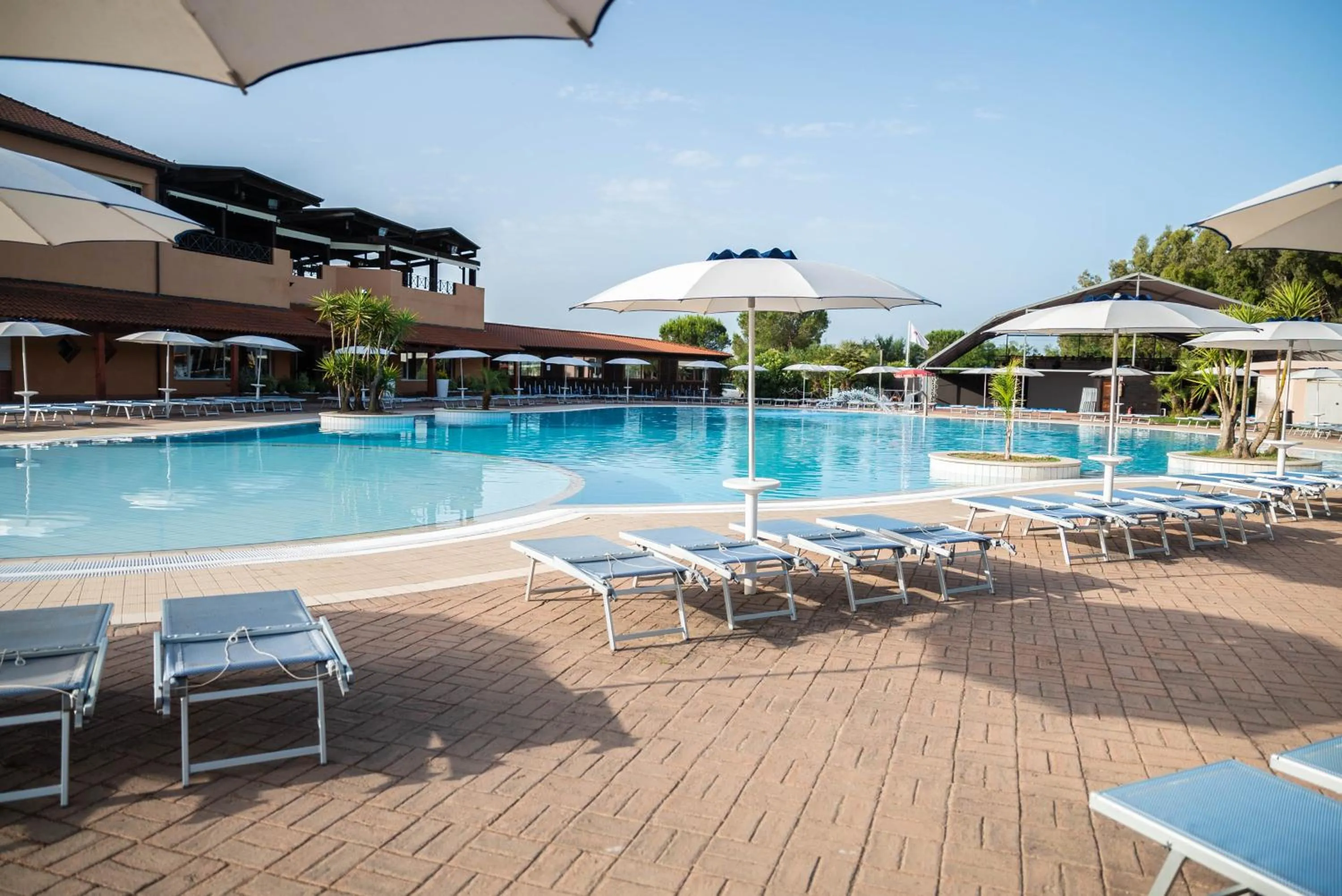 Swimming pool in Nicotera Beach Village