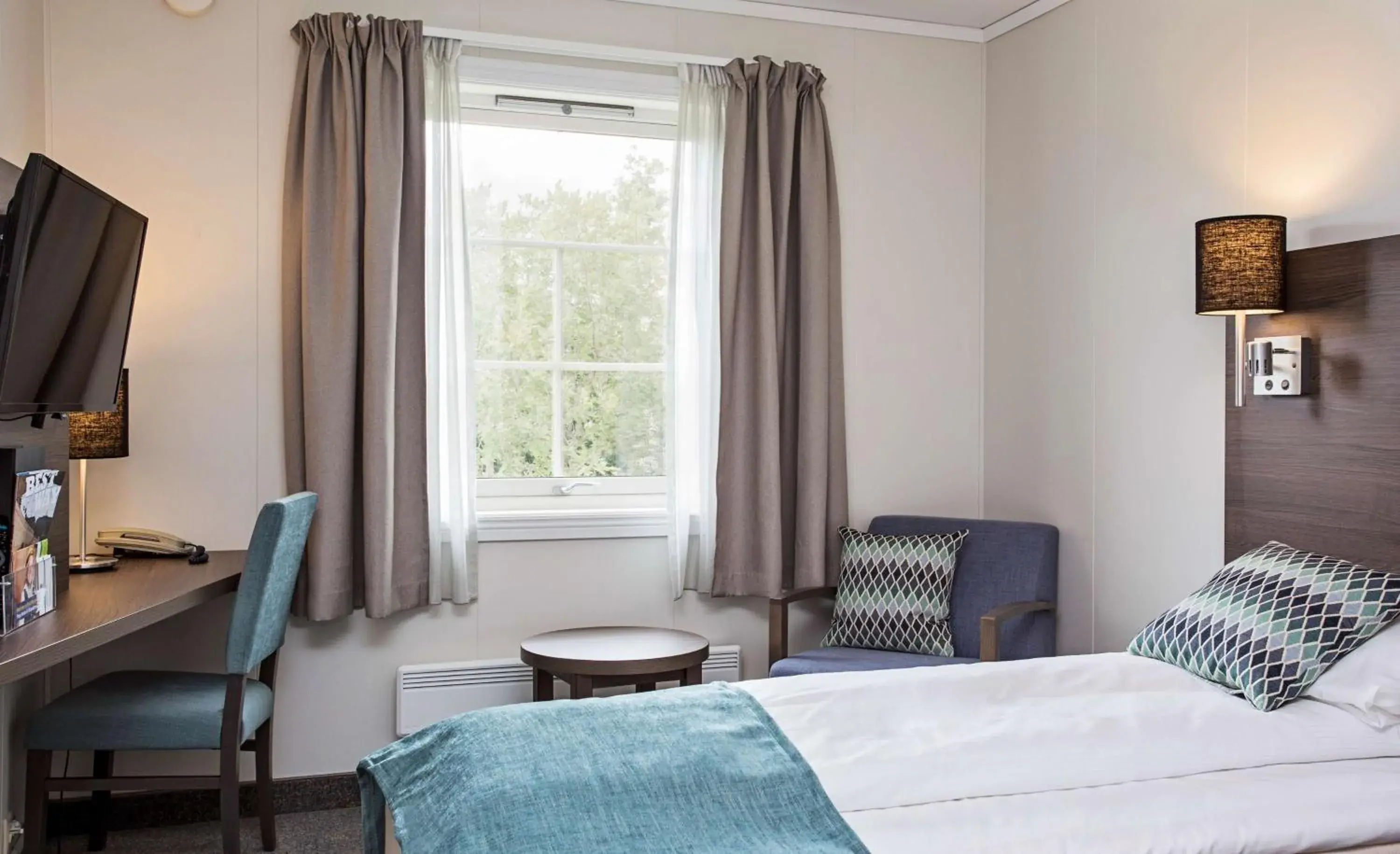 Photo of the whole room, Bed in Scandic Leknes Lofoten Photo of the whole room, Bed in Scandic Leknes Lofoten