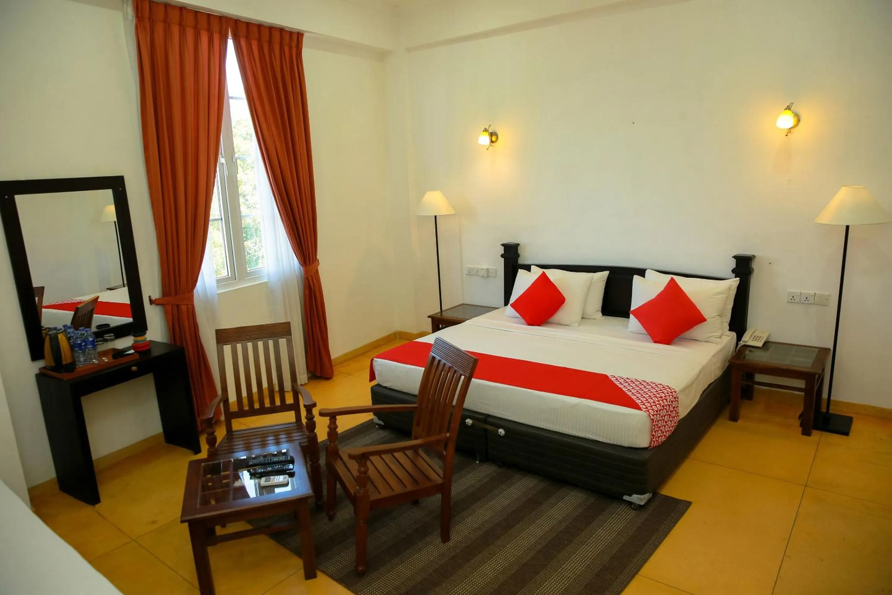 Bedroom, Bed in Glenloch Tea Factory Hotel